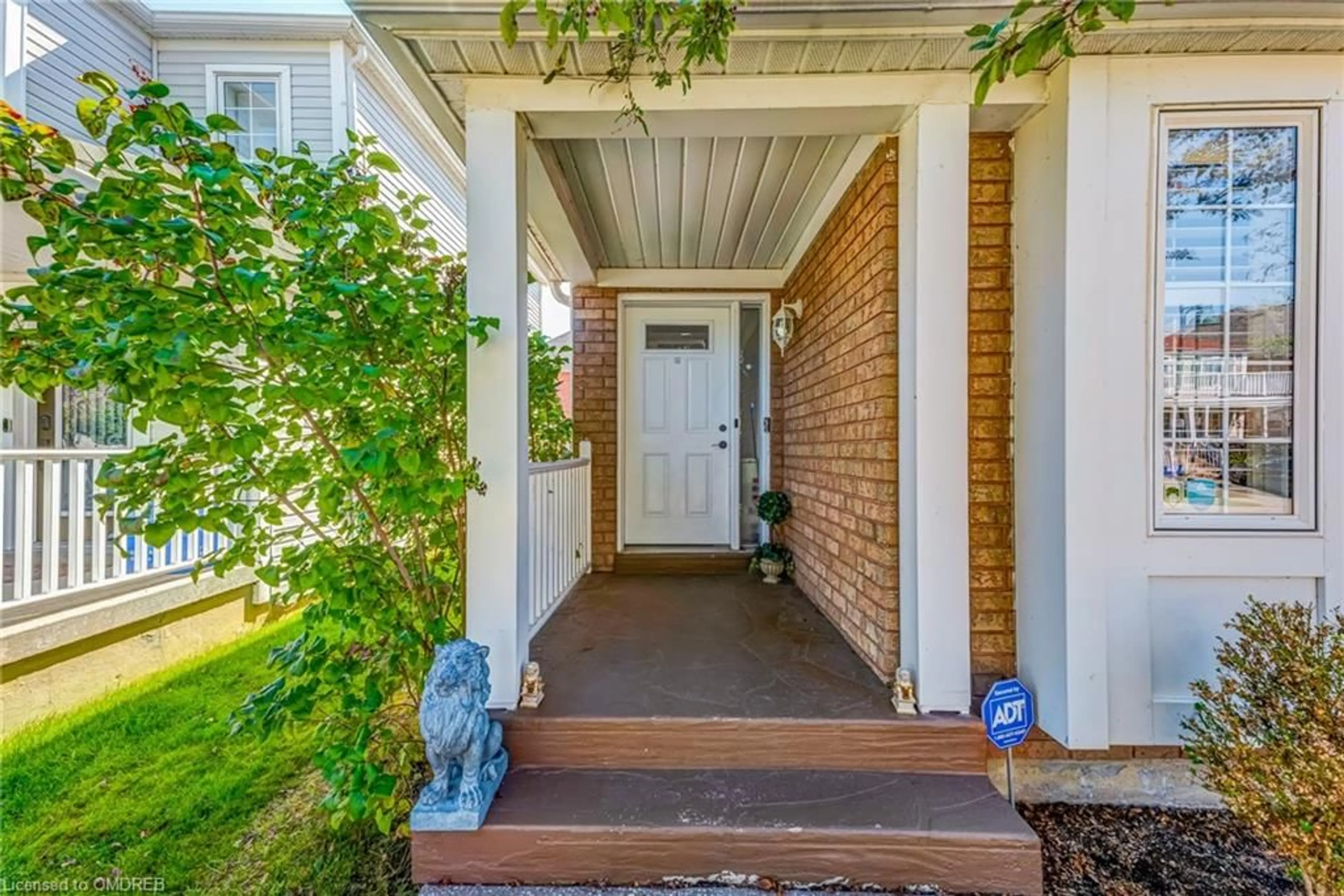 Indoor entryway for 72 Handley Cres, Ajax Ontario L1Z 1M2