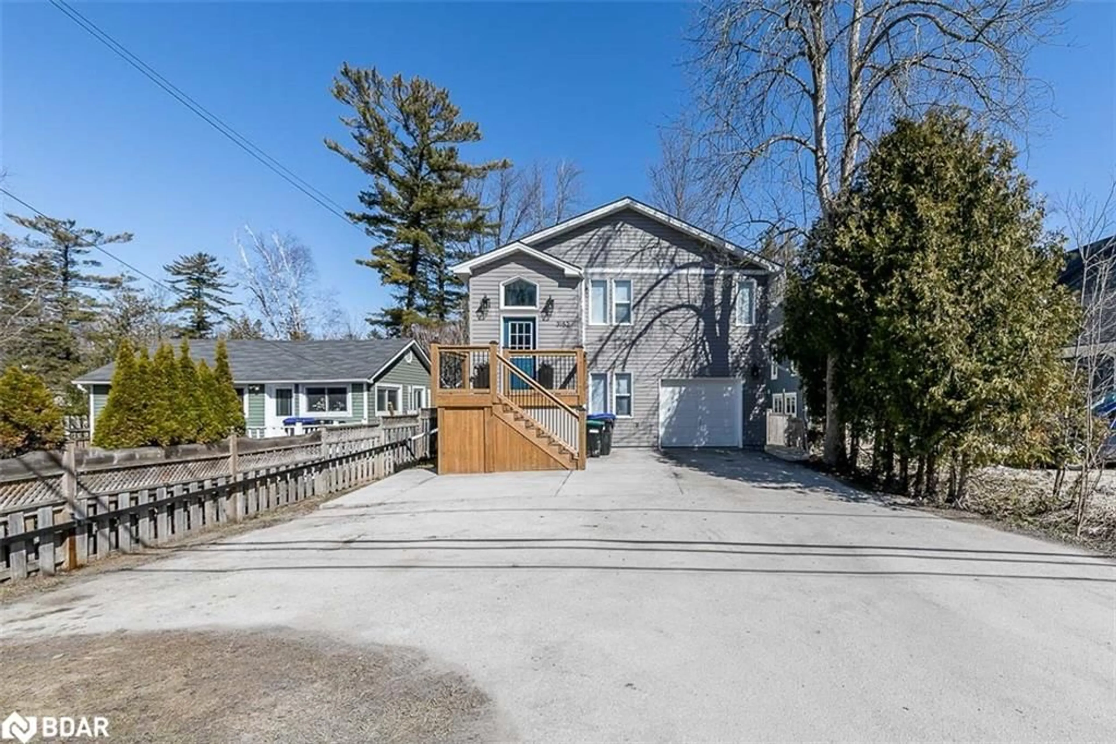 Frontside or backside of a home for 3152 Mosley St, Wasaga Beach Ontario L9Z 1V6