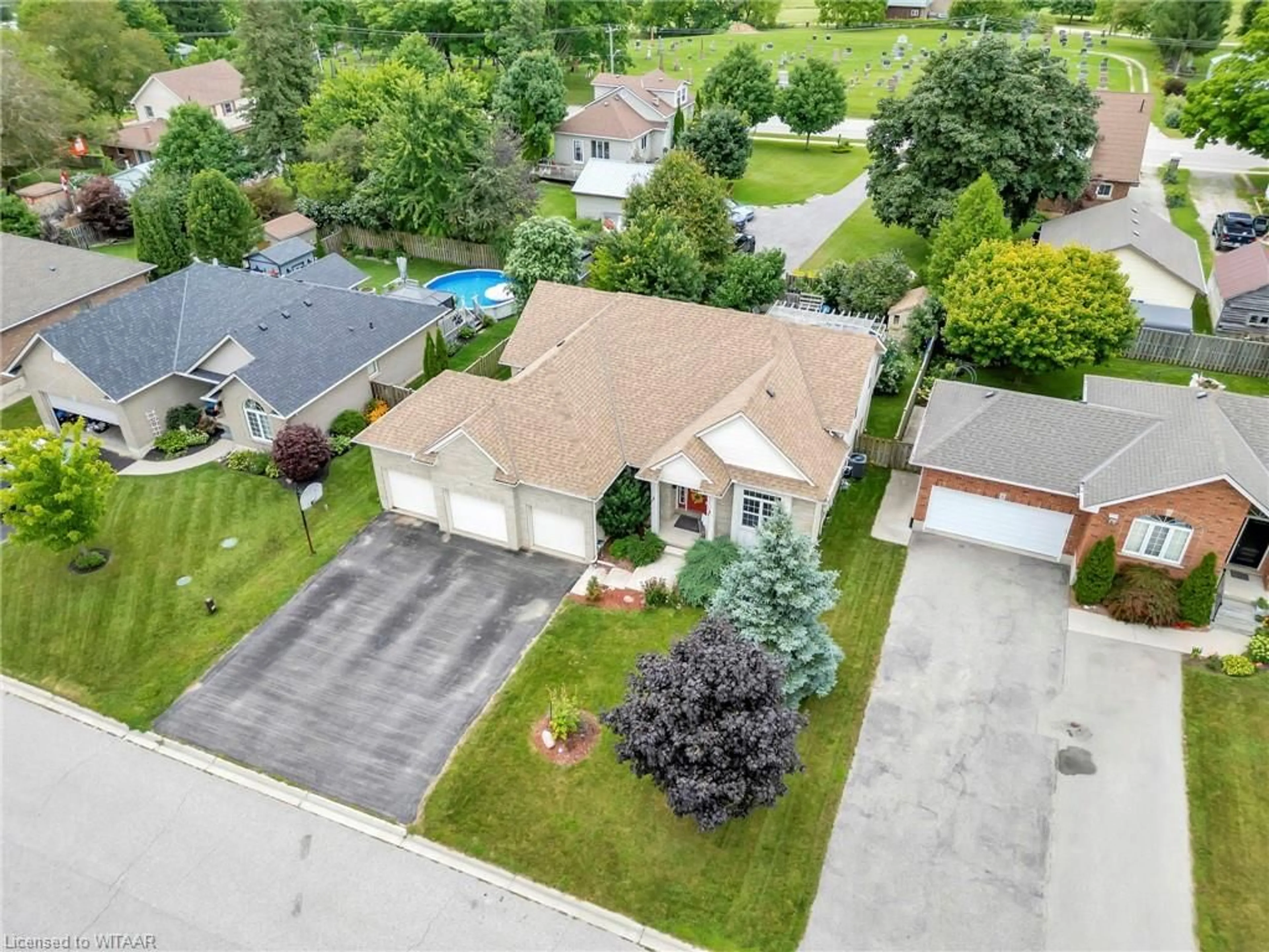 Frontside or backside of a home, the street view for 10 Graydon Dr, Mount Elgin Ontario N0J 1N0