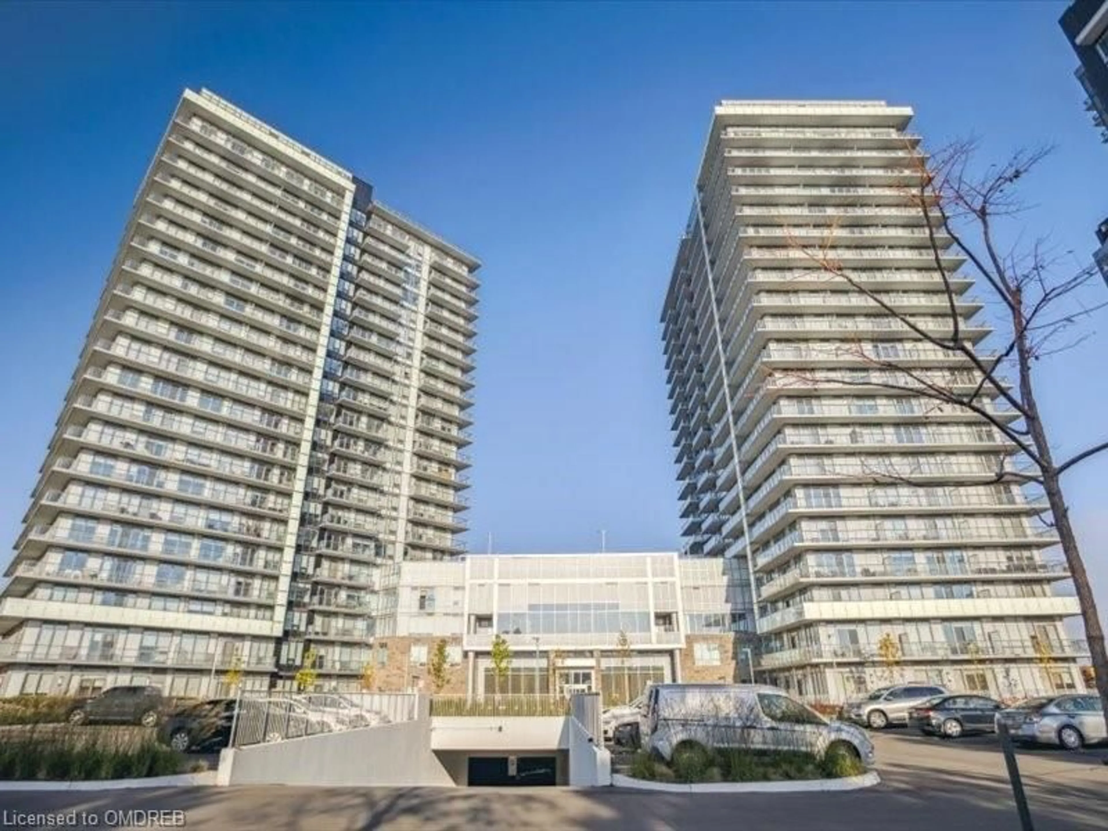 A pic from exterior of the house or condo, the front or back of building for 4675 Metcalfe Avenue #1709, Mississauga Ontario L5M 0Z8