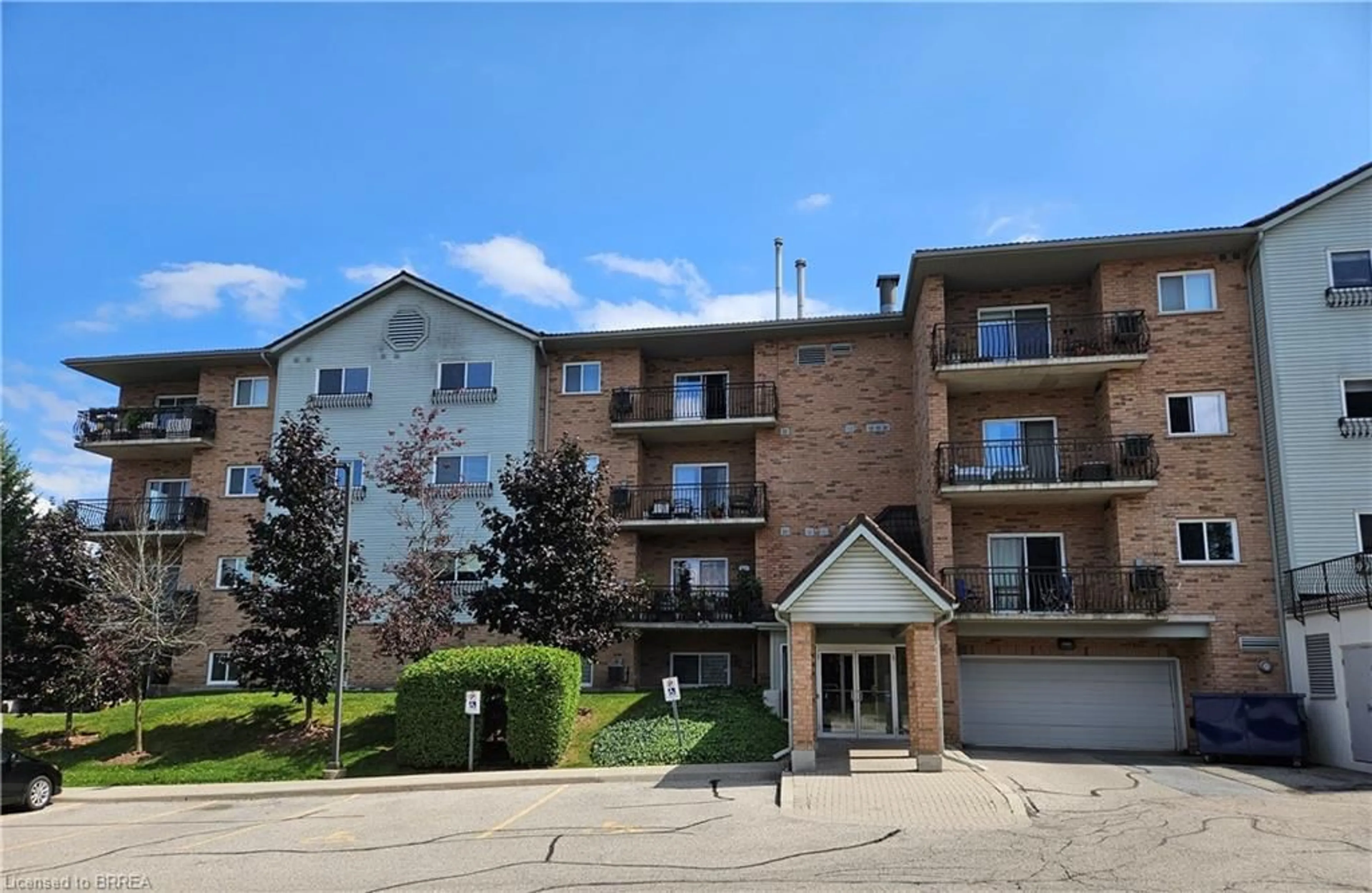 A pic from exterior of the house or condo for 345 Briarmeadow Dr #312, Kitchener Ontario N2A 4J6