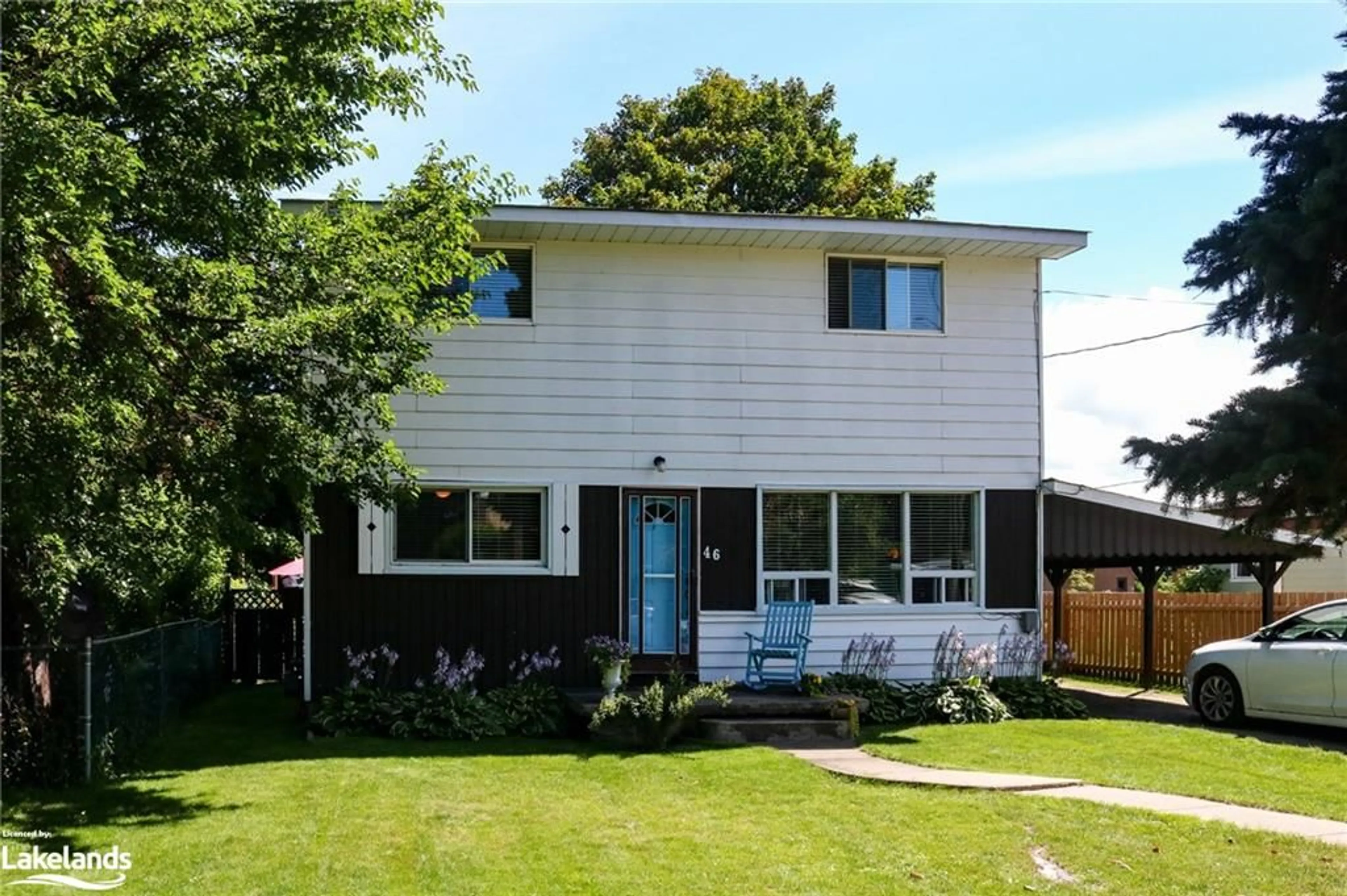 Frontside or backside of a home, cottage for 46 Erie St, Collingwood Ontario L9Y 1P4