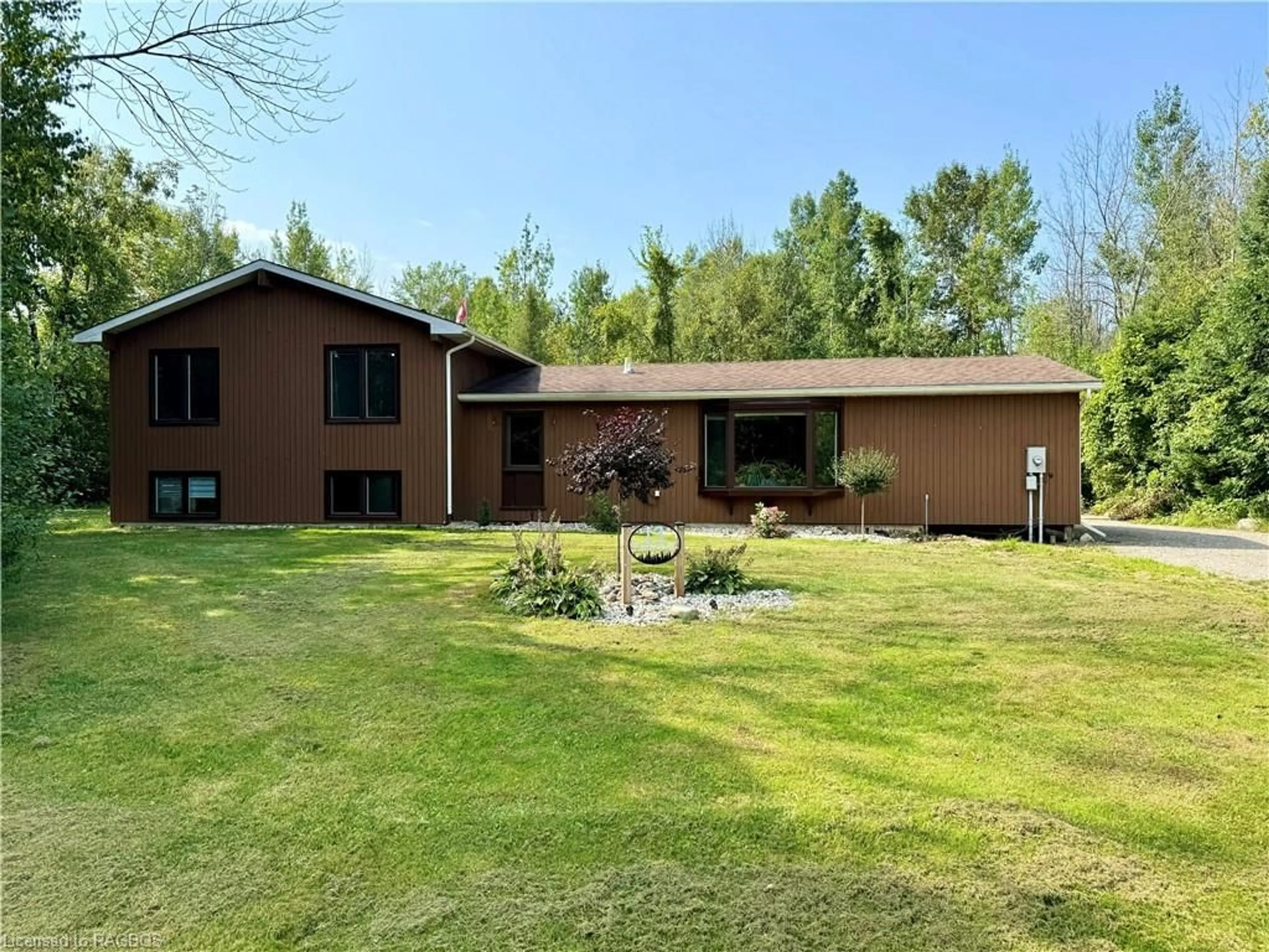 Frontside or backside of a home, cottage for 13 South Cedar Lane, Kincardine Ontario N0G 2T0
