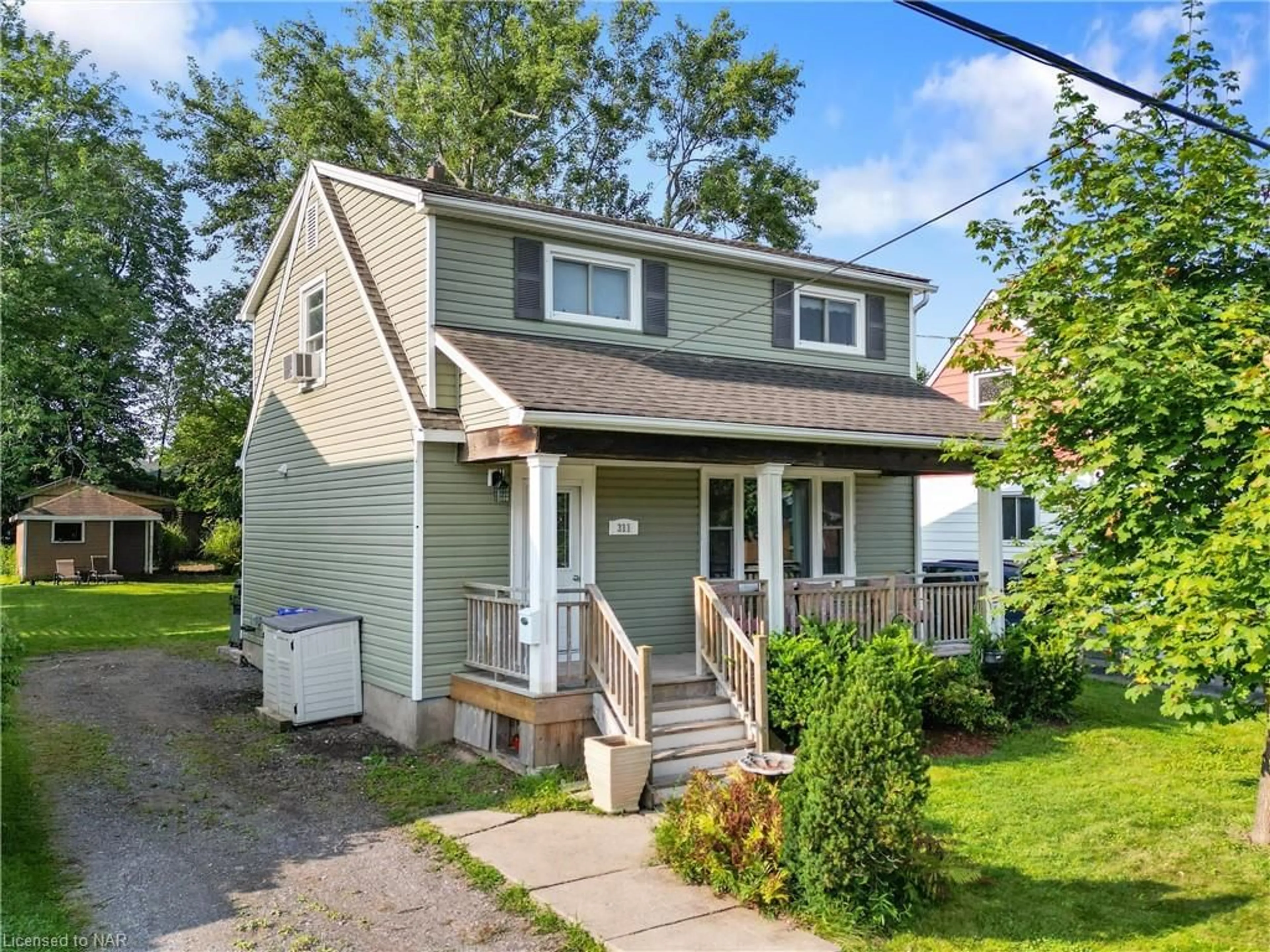 Frontside or backside of a home, cottage for 311 Highland Ave, Fort Erie Ontario L2A 2Y1