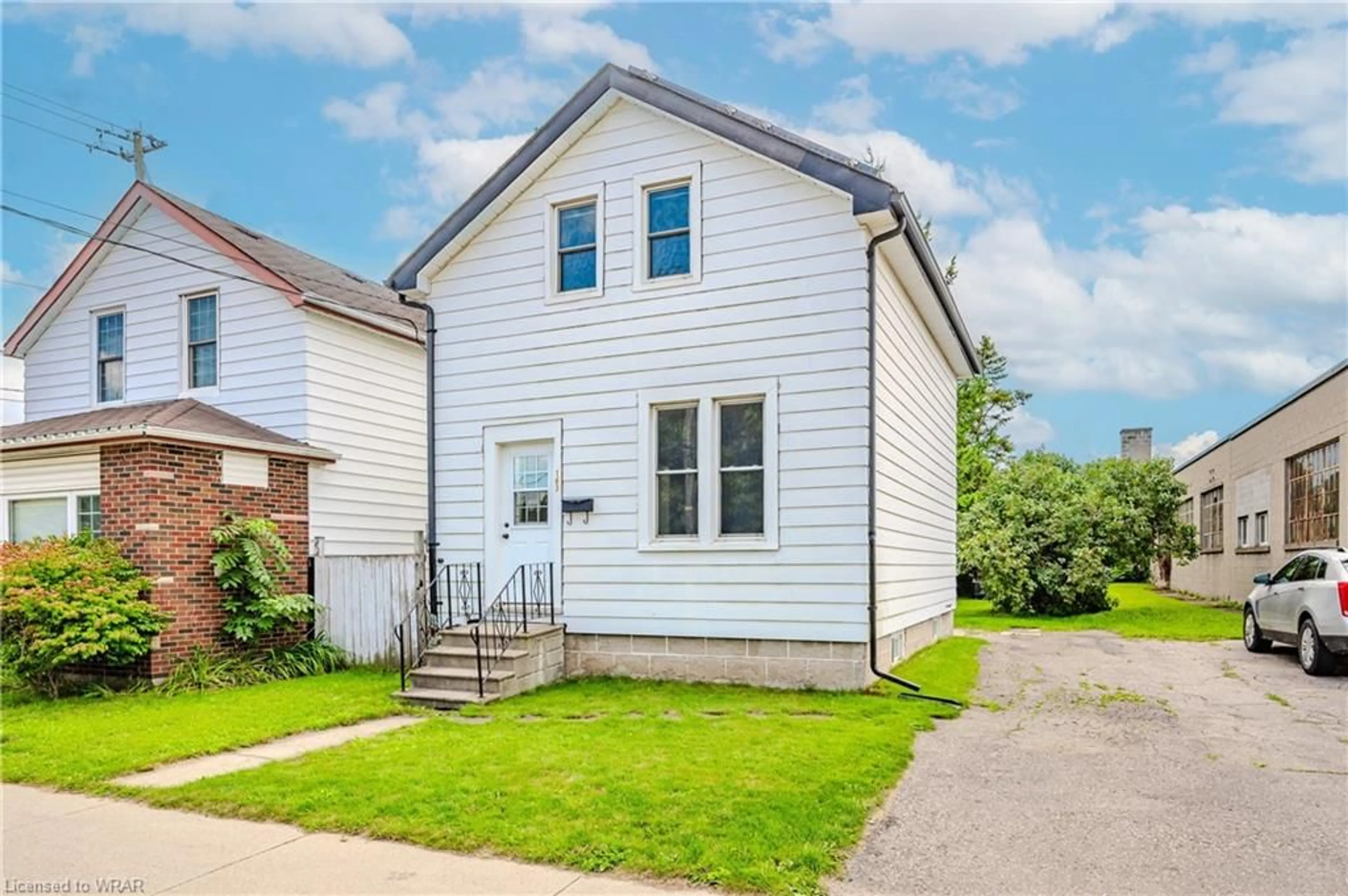 Frontside or backside of a home, cottage for 163 Stevenson St, Guelph Ontario N1E 5N6