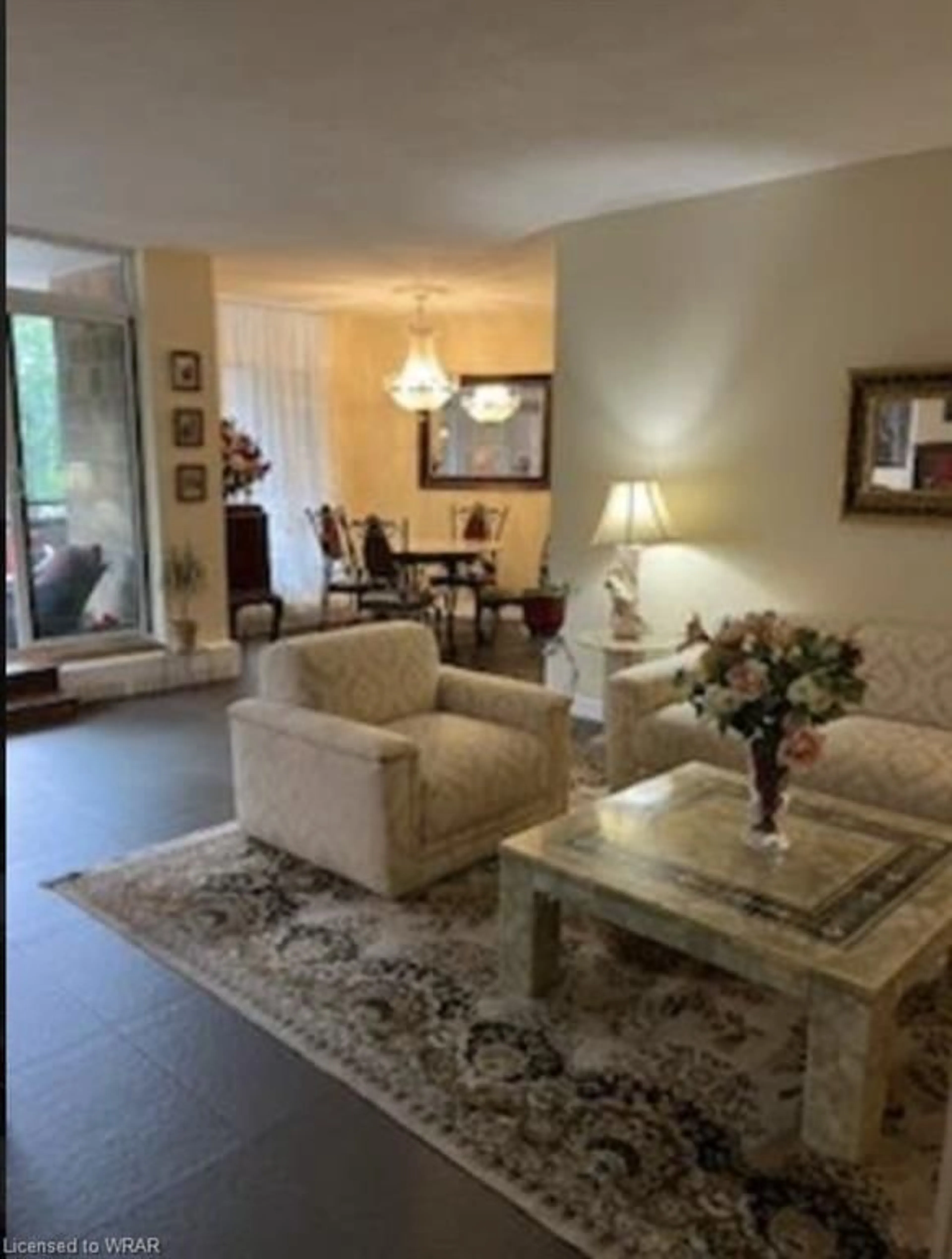 Living room, carpet floors for 5250 Lakeshore Rd #201, Burlington Ontario L7L 5L2