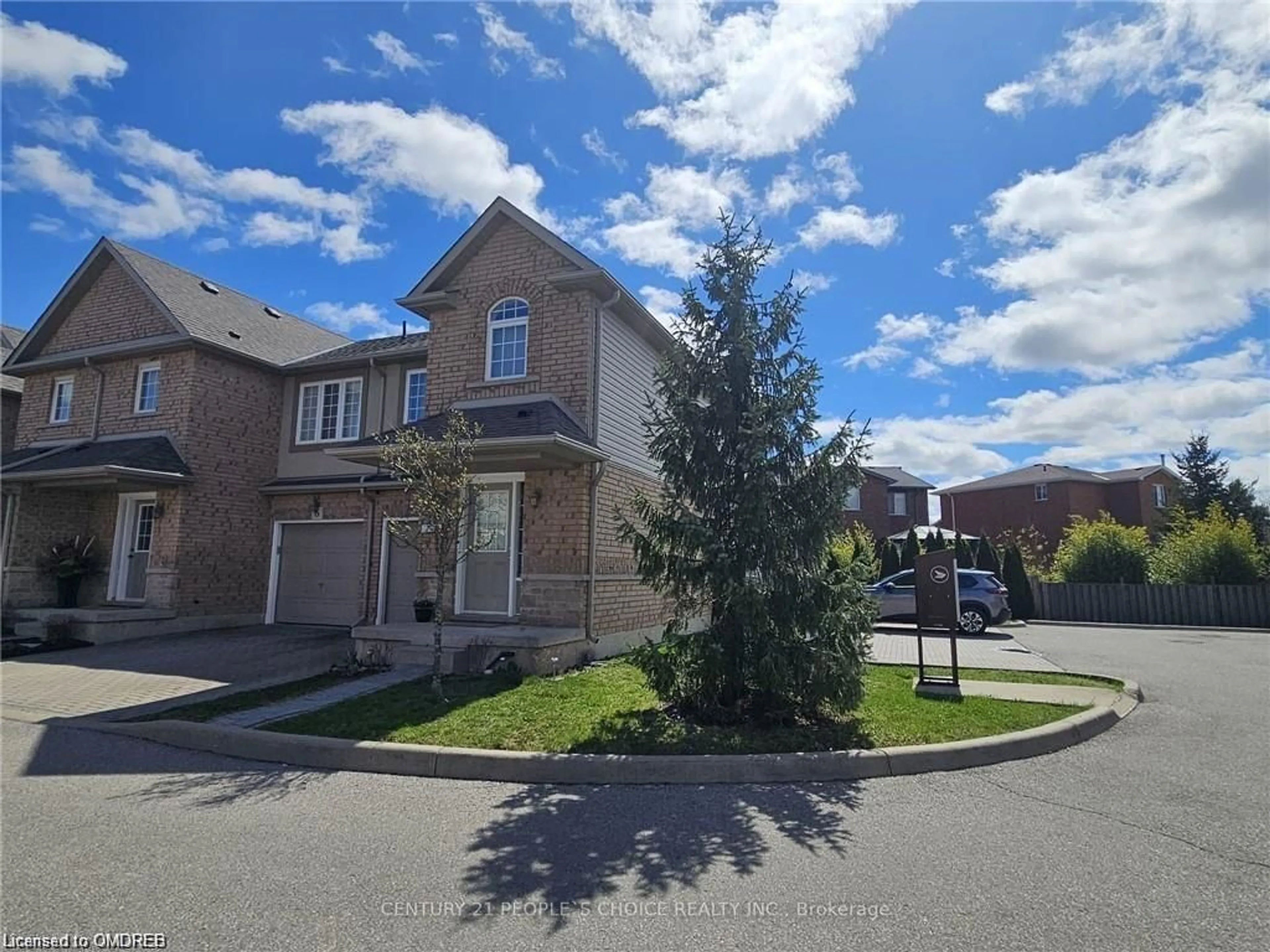 Frontside or backside of a home for 1540 Upper Gage Ave #7, Hamilton Ontario L8W 1E7