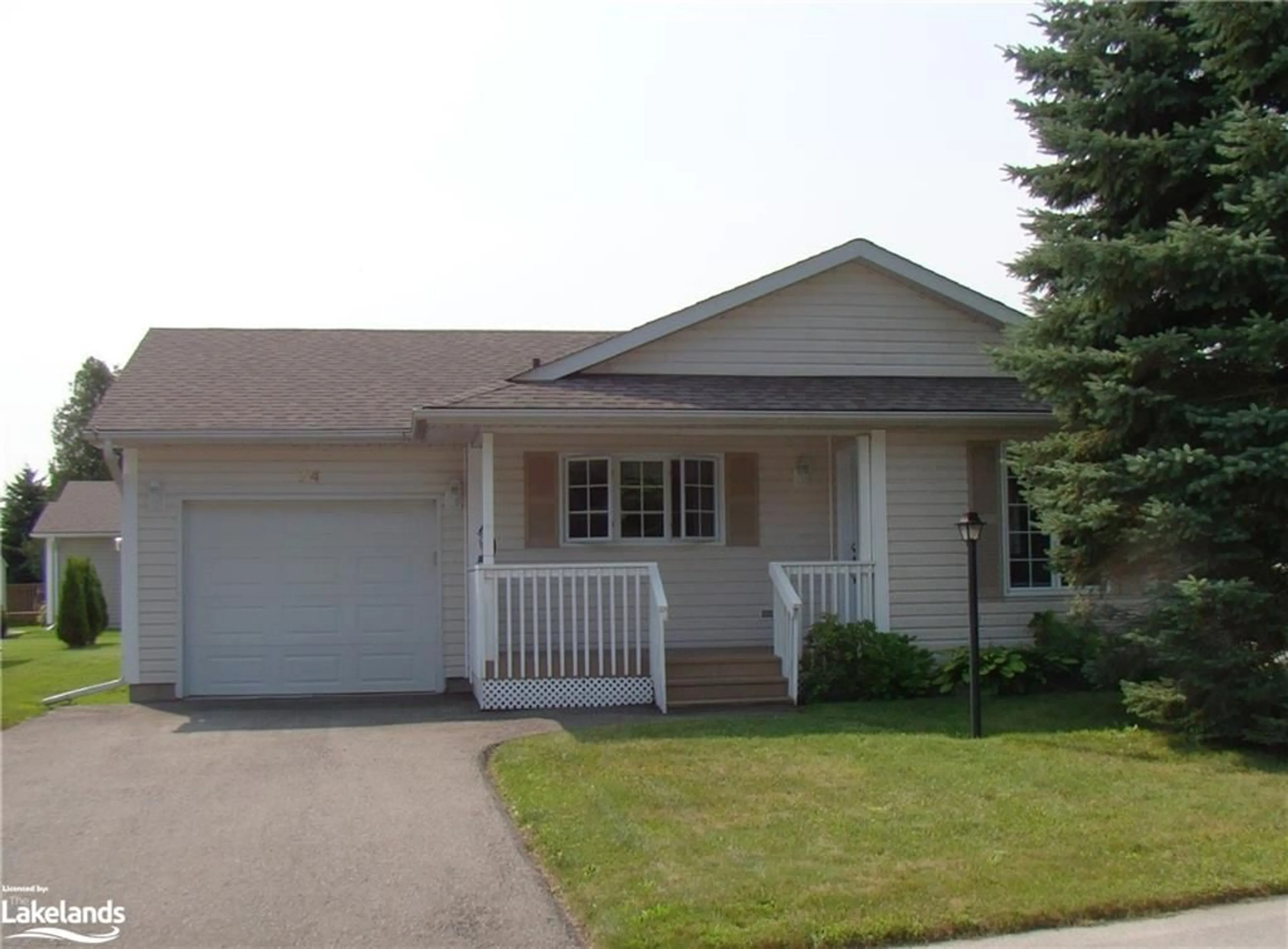 Frontside or backside of a home, cottage for 74 Pennsylvania Ave, Wasaga Beach Ontario L9Z 3A8