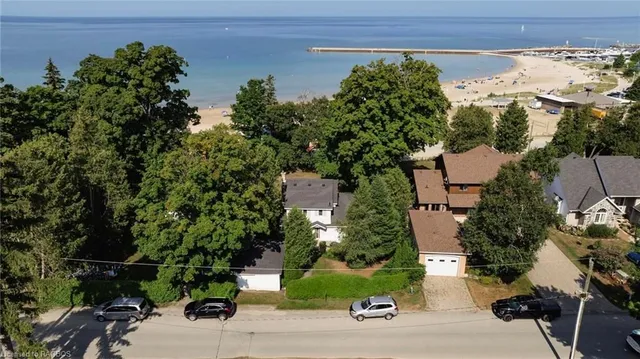 606 Izzard Rd, Port Elgin 4