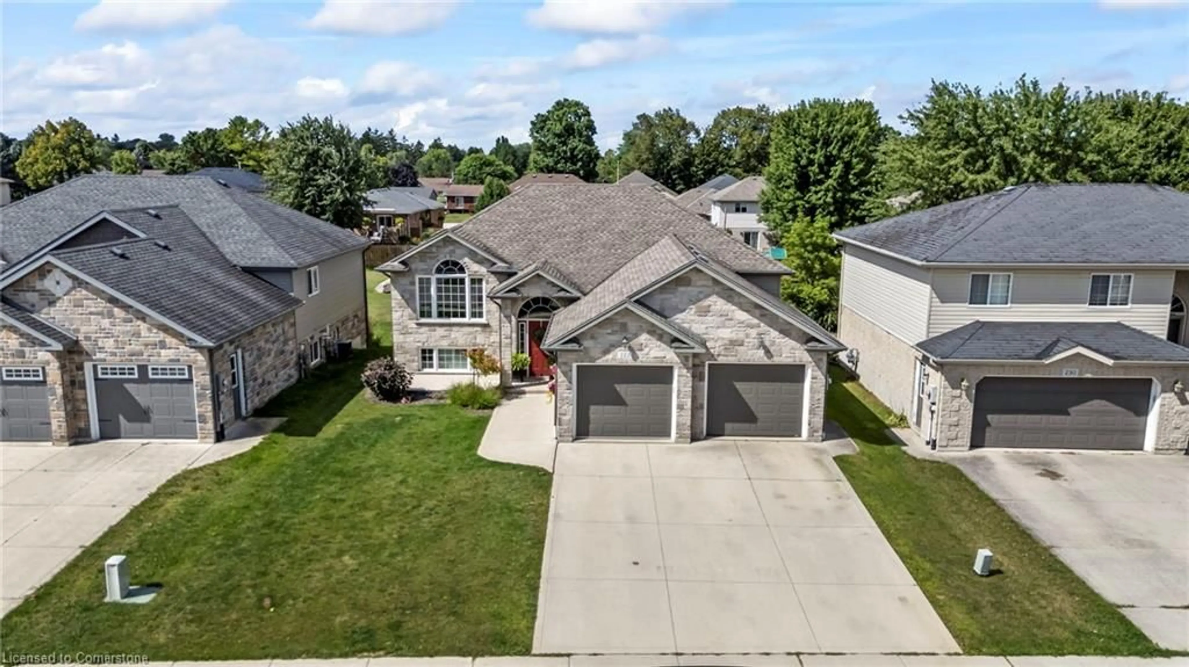 Frontside or backside of a home, the street view for 222 17th Ave, Hanover Ontario N4N 3V4