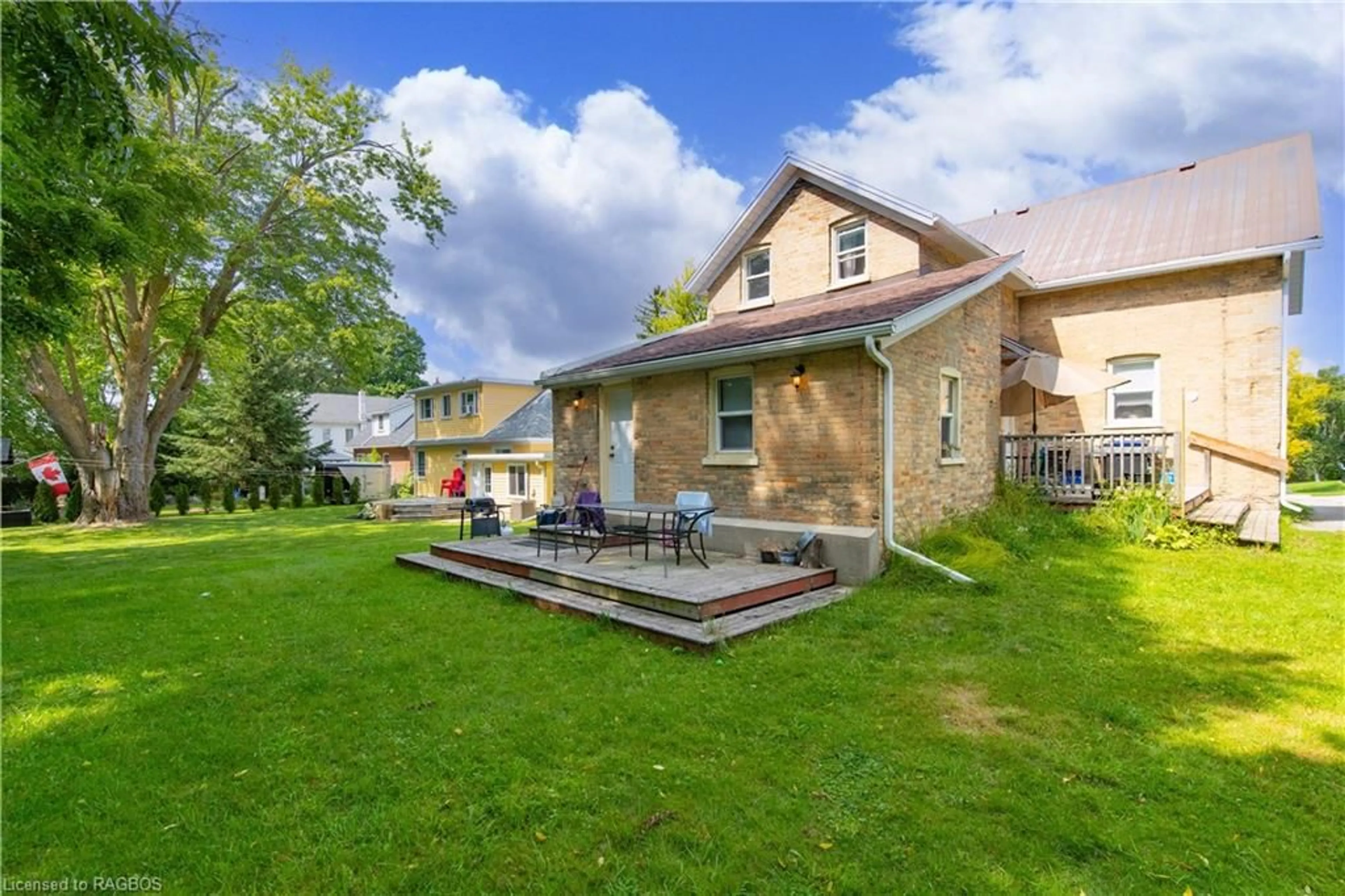 Patio, the fenced backyard for 424 Royal St, Listowel Ontario N4W 2S3