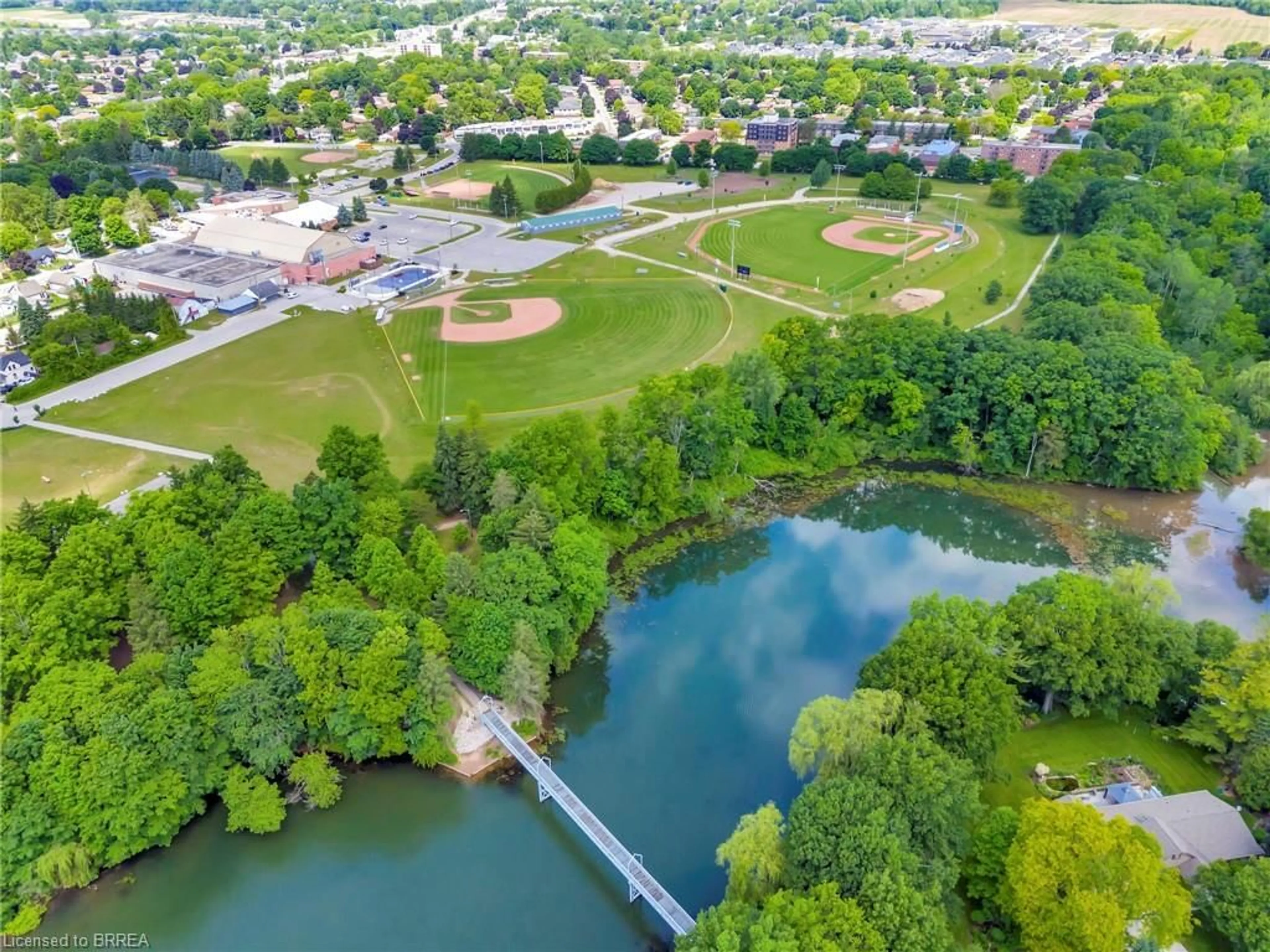 A pic from exterior of the house or condo, the view of lake or river for 128 Lisgar Ave, Tillsonburg Ontario N4G 3L6