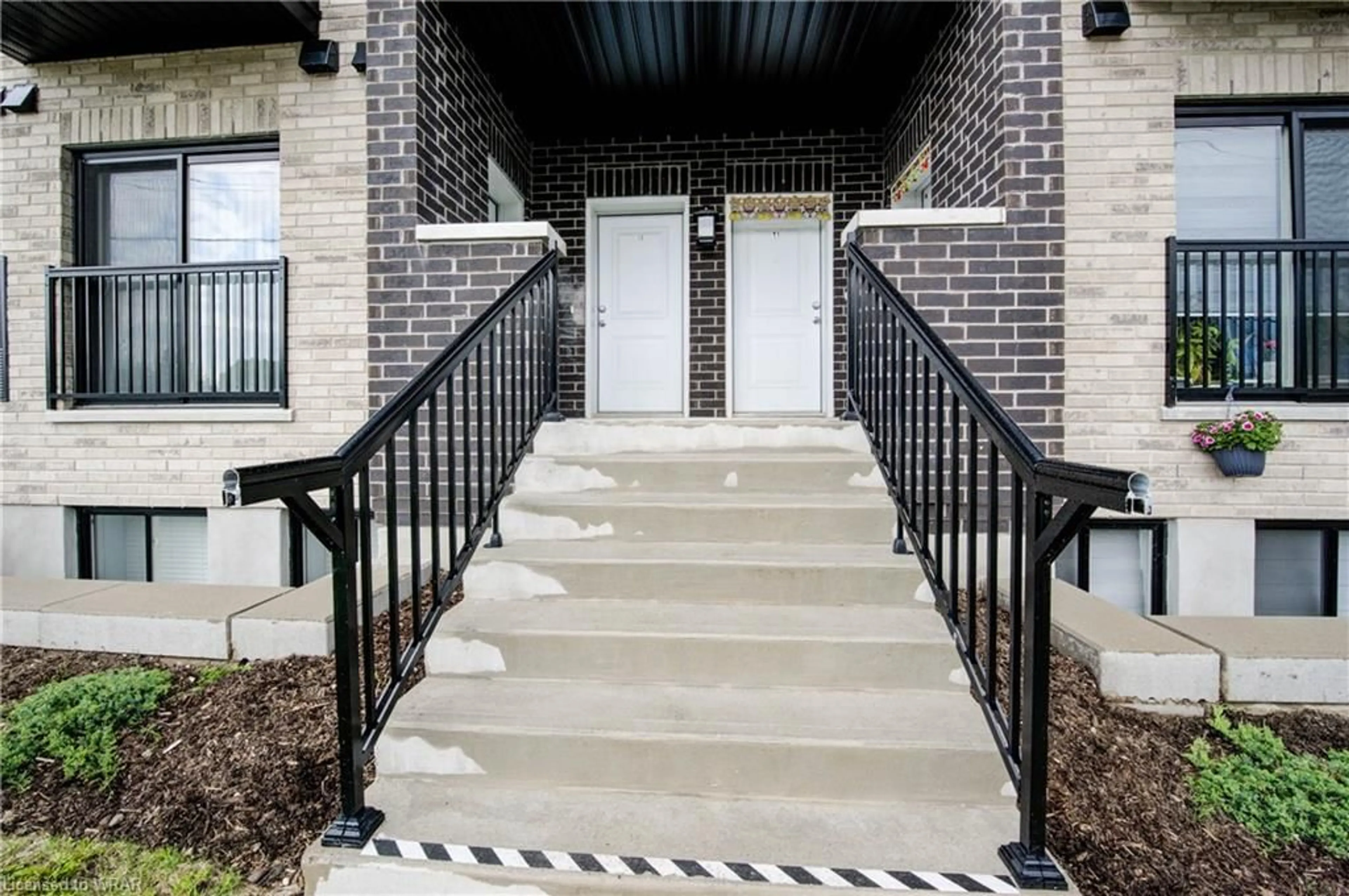 Stairs for 600 Victoria St #9, Kitchener Ontario N2M 0C3