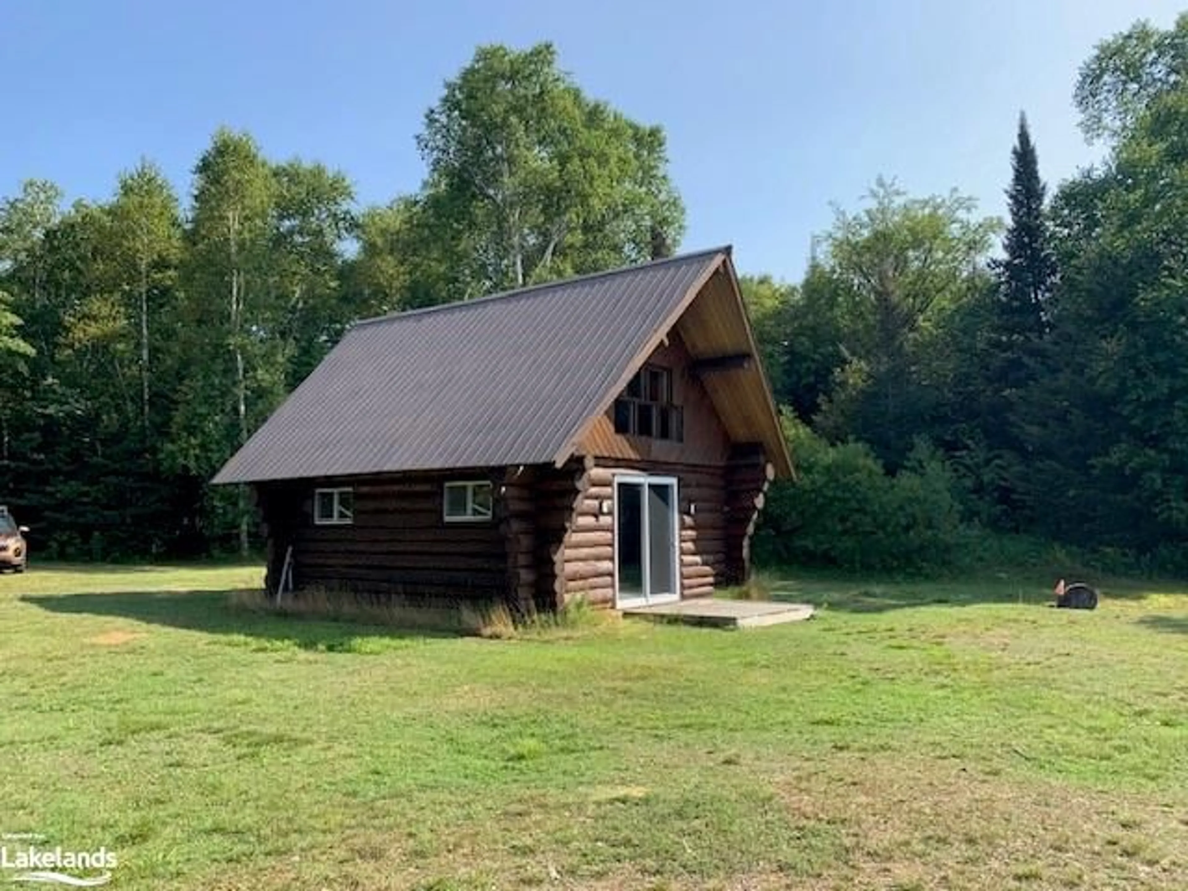 Cottage for NA Kawawaymog Lake, South River Ontario P0A 1X0