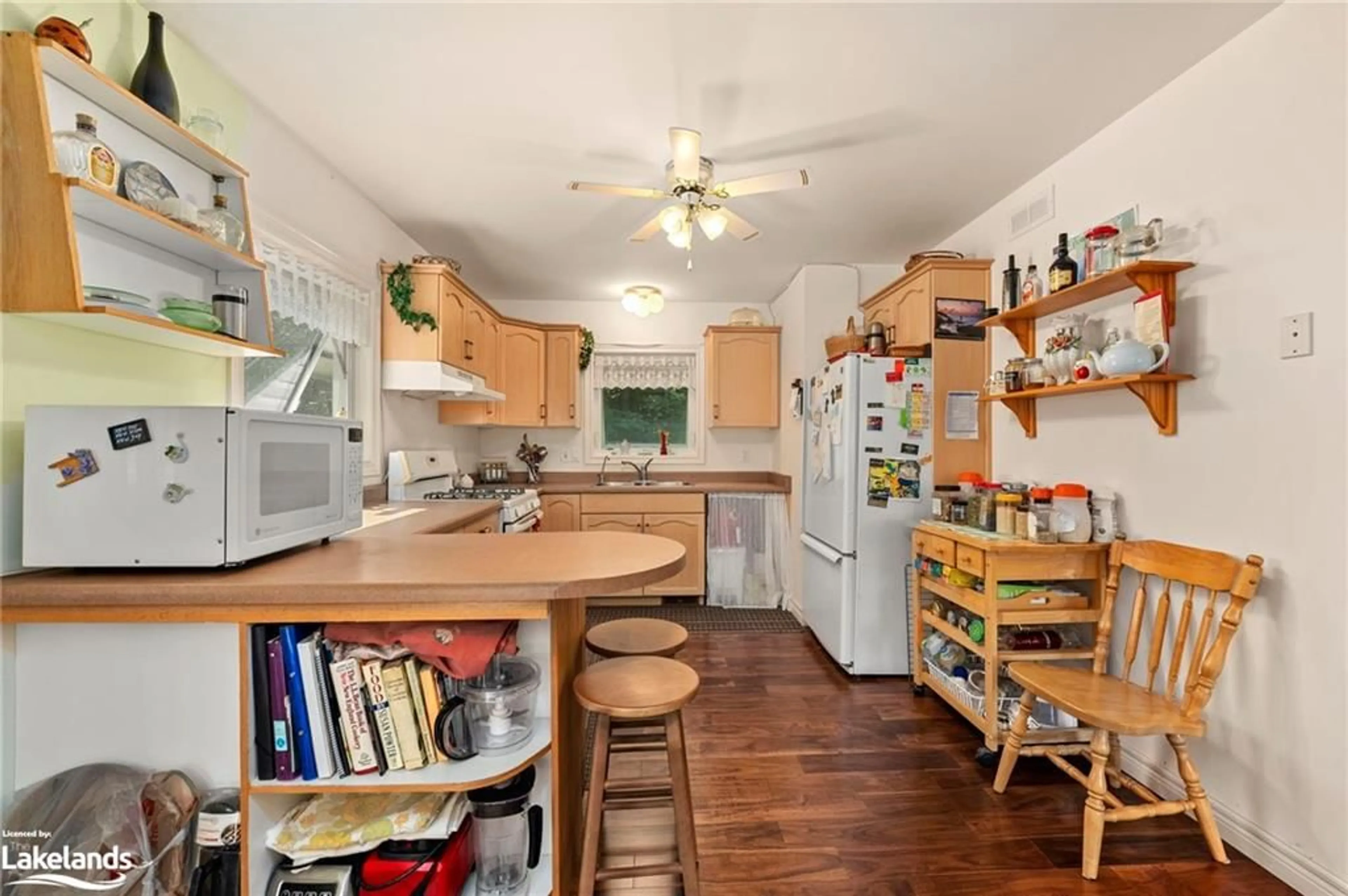 Kitchen, wood floors, cottage for 1753 Northshore Rd, Haliburton Ontario K0M 1J1