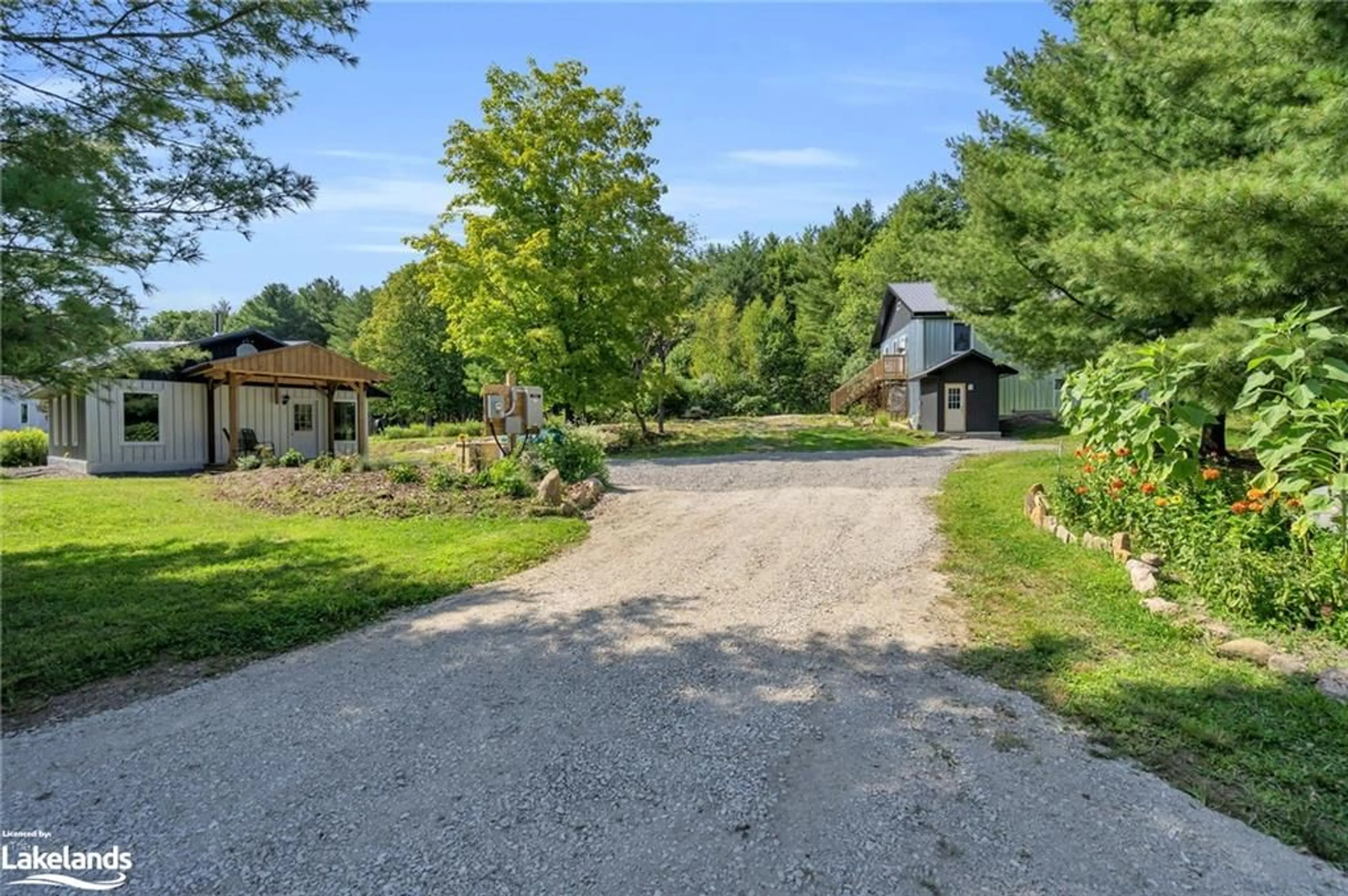 Cottage for 1184 Graham Rd, Severn Bridge Ontario P0E 1N0