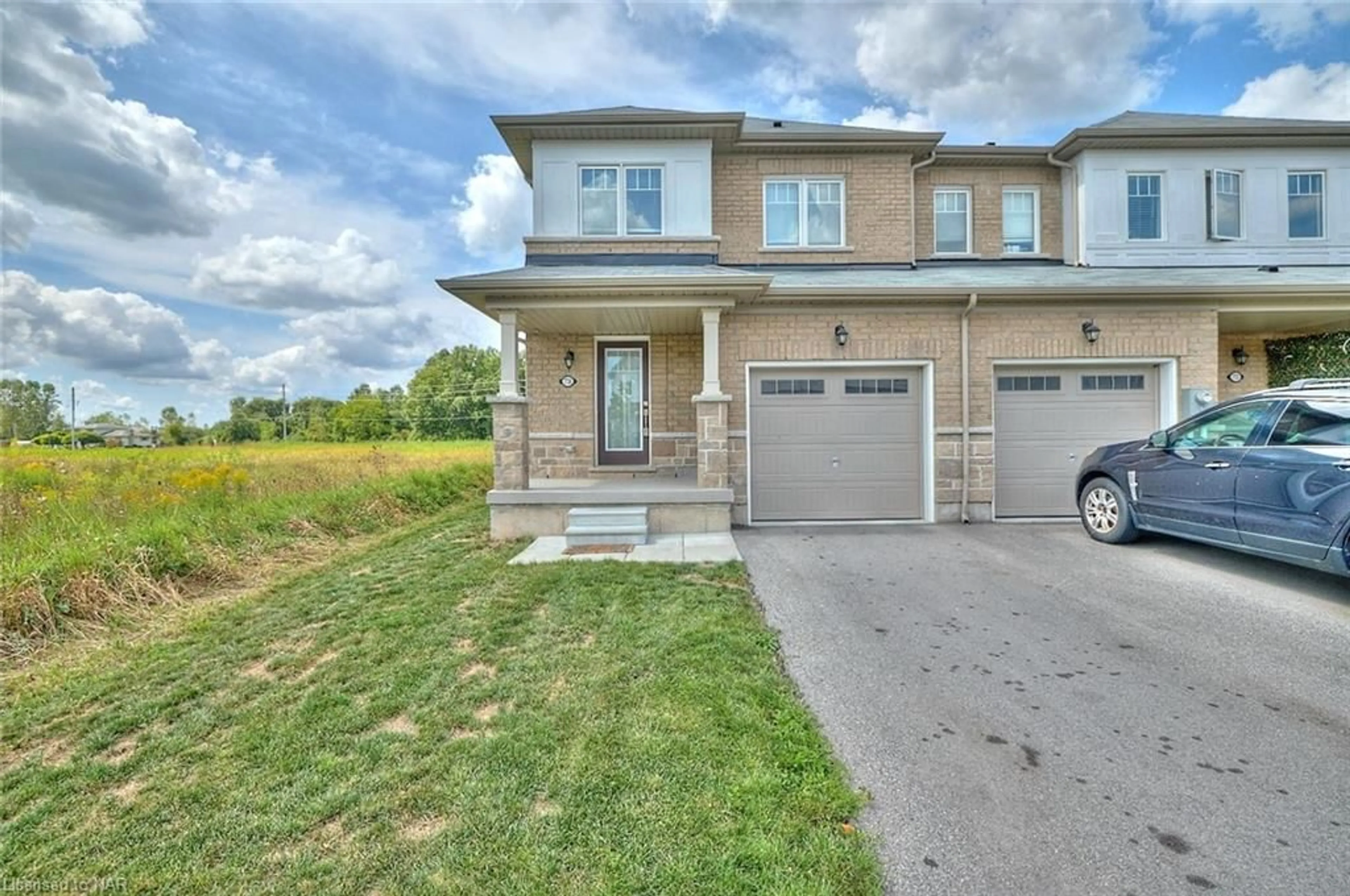 A pic from exterior of the house or condo for 7739 Dockweed Drive Dr, Niagara Falls Ontario L2H 2Y6