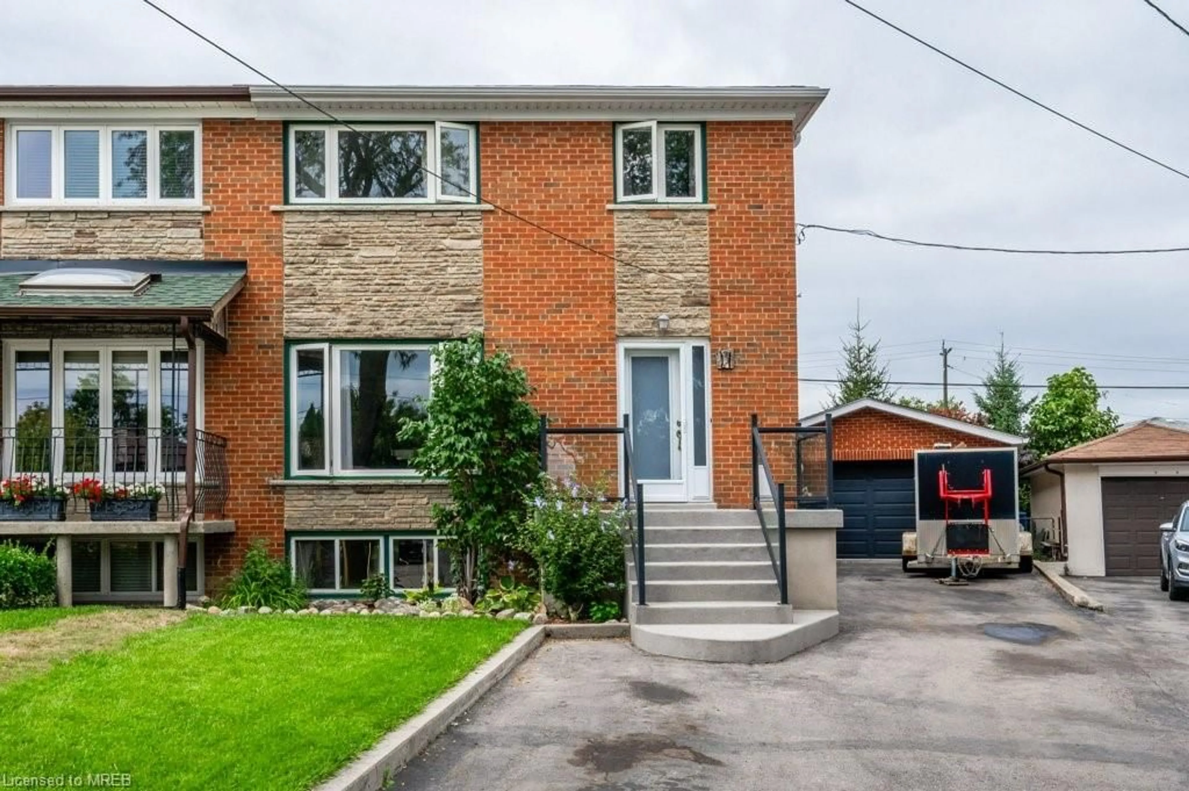 Home with brick exterior material for 19 Jaymar Pl, North York Ontario M9N 3L8