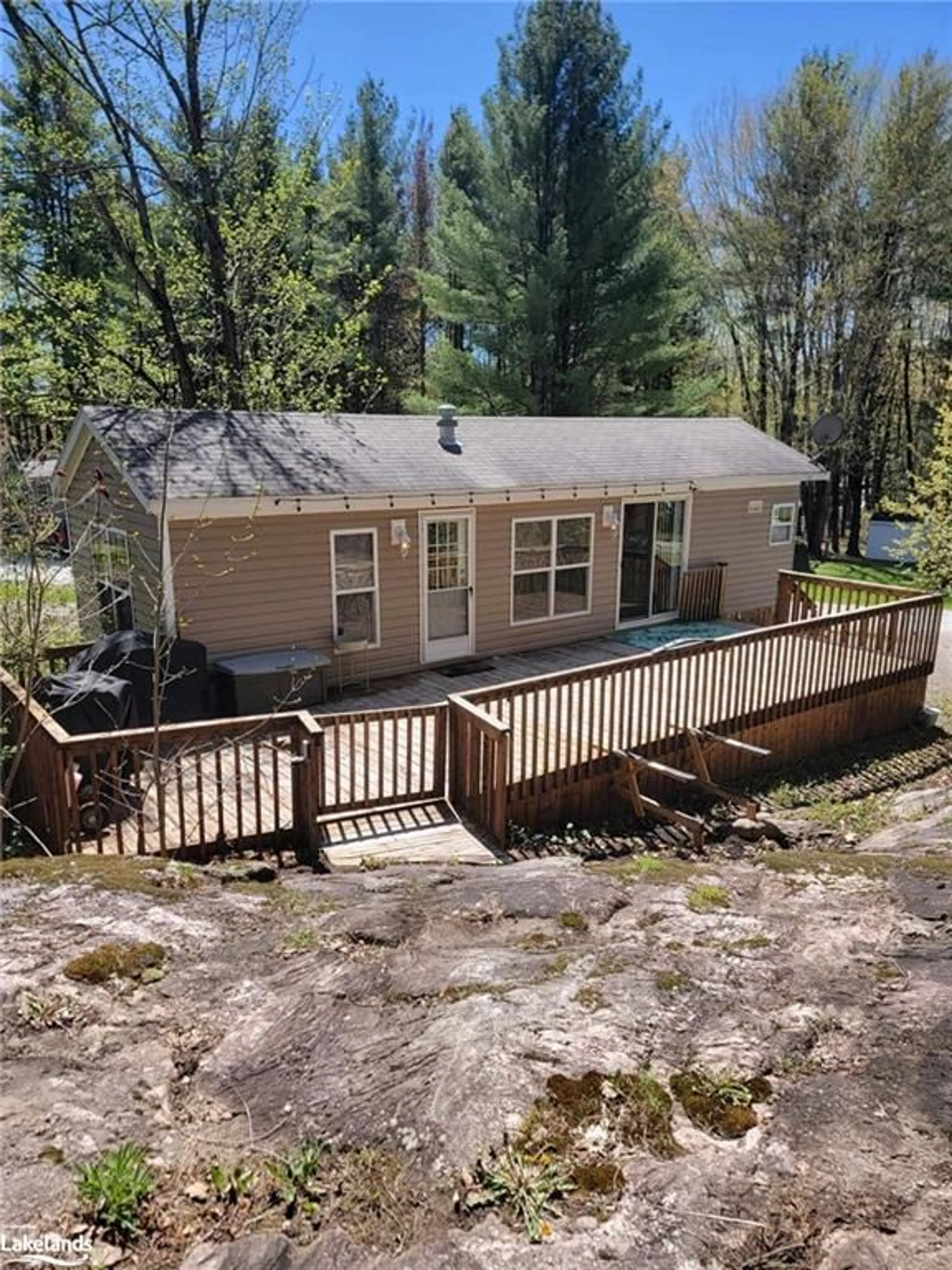 Cottage for 1082 Shamrock Marina Rd, Severn Bridge Ontario P0E 1N0