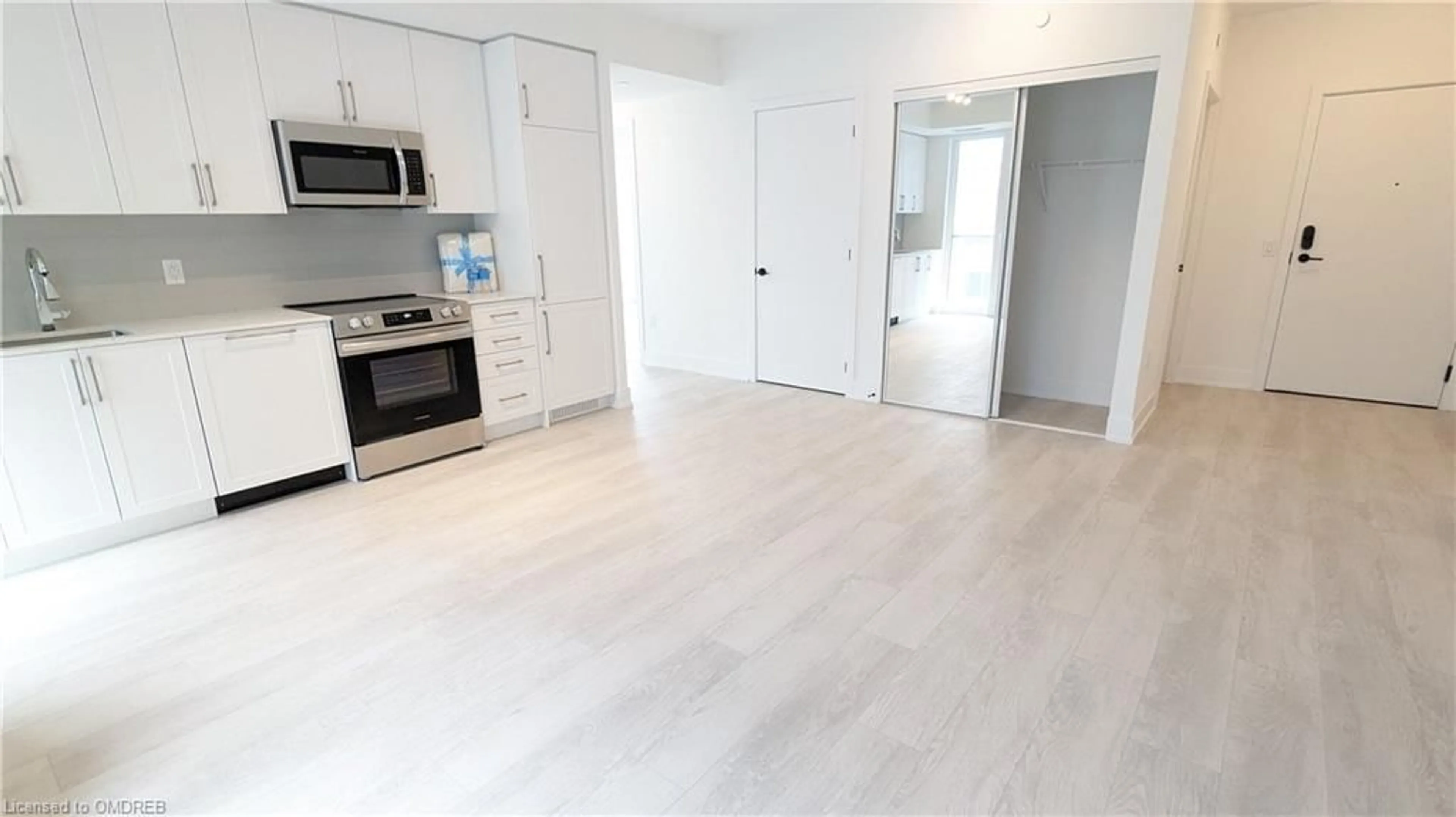 A pic of a room for 2450 Old Bronte Rd #504, Oakville Ontario L6M 5P6