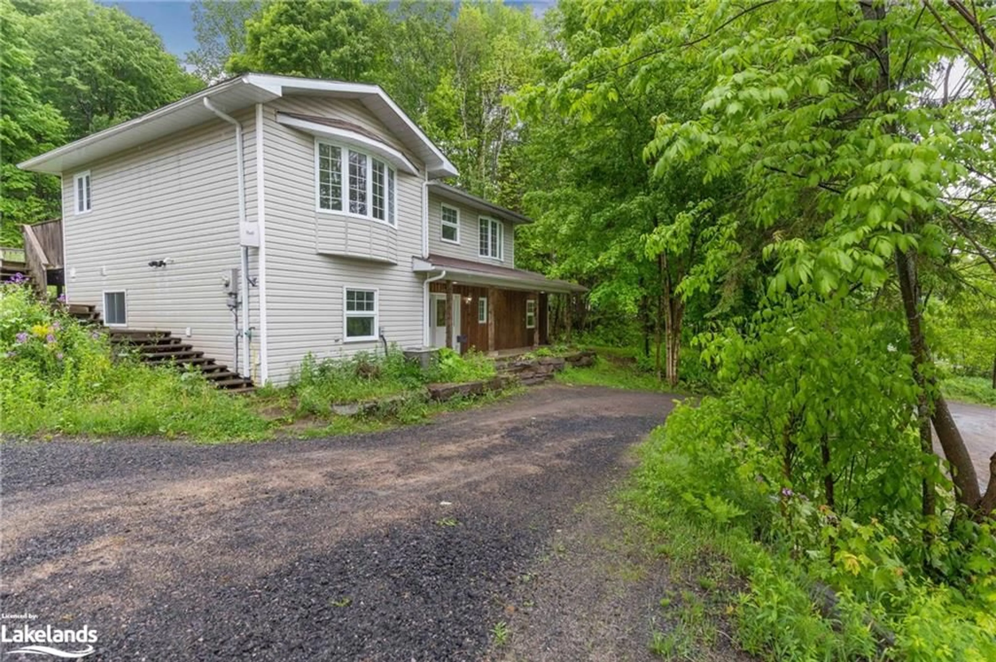 Cottage for 294 Old Ferguson Rd, Huntsville Ontario P1H 2J2