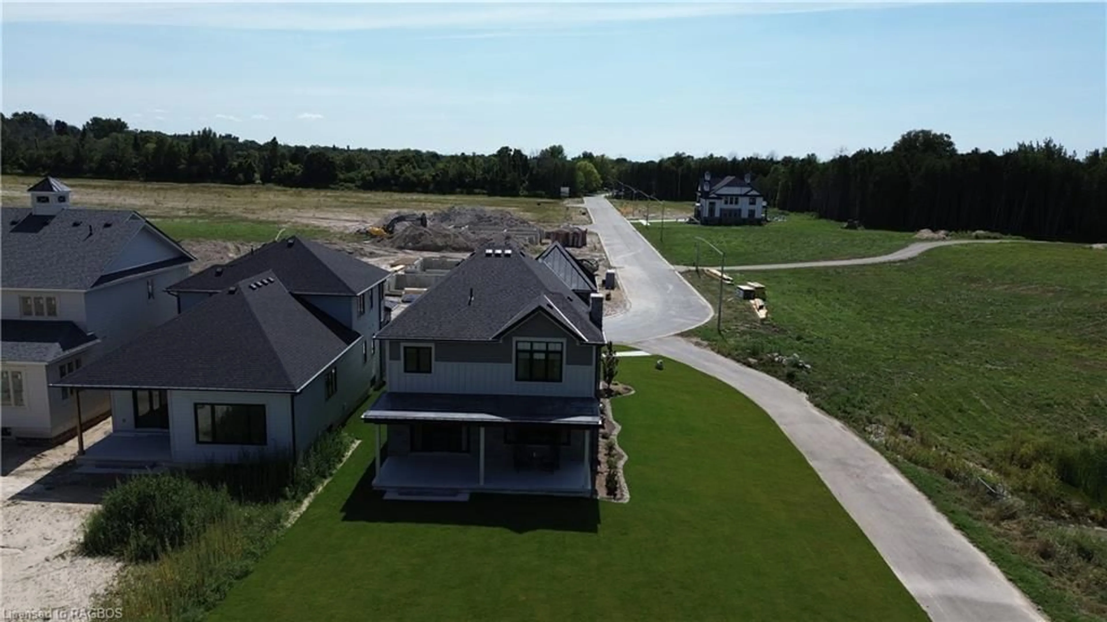 Frontside or backside of a home, the street view for 87 Inverness St, Kincardine Ontario N2Z 1J4