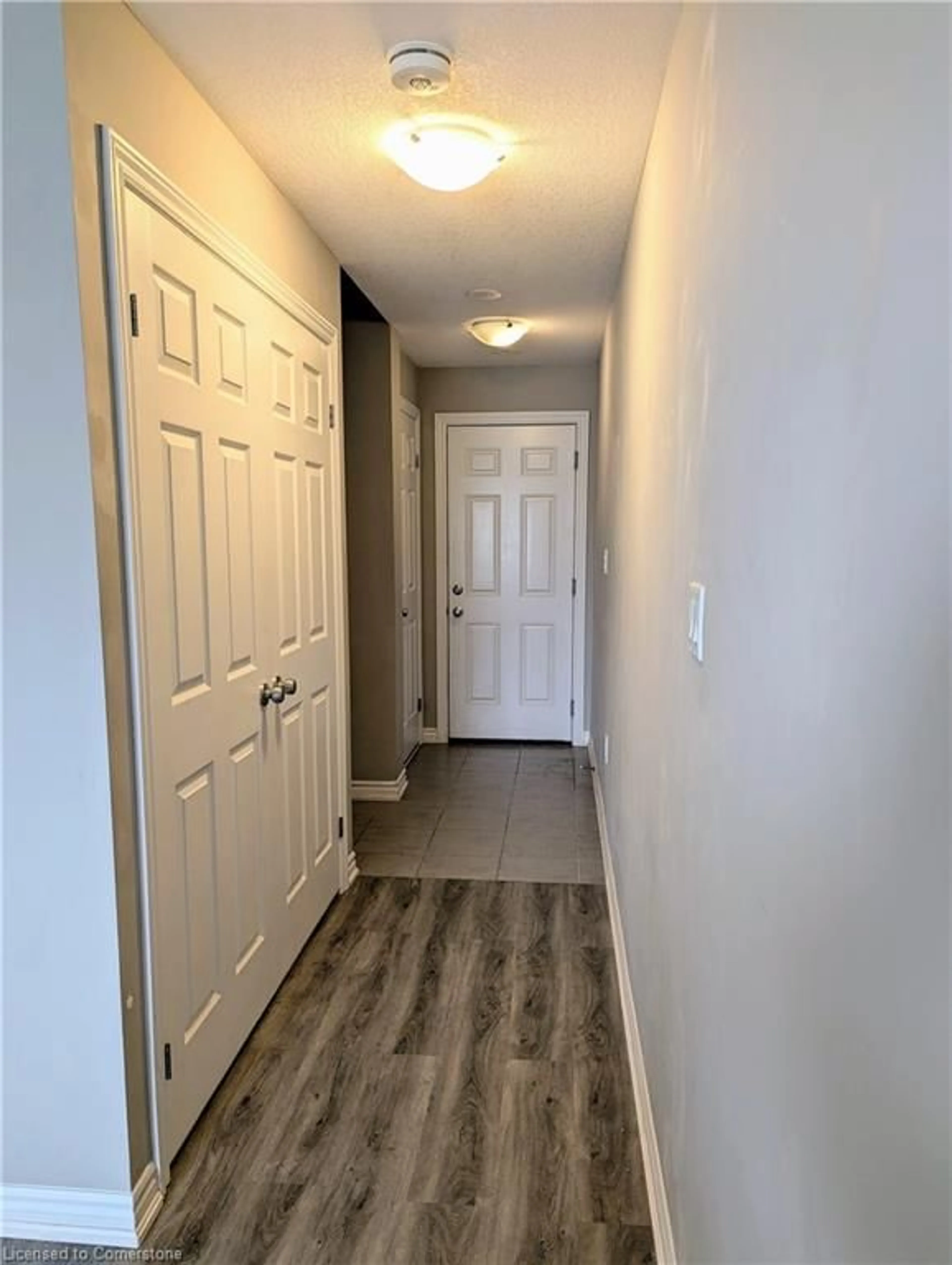 Indoor entryway, unknown floor for 107 Westra Dr #70, Guelph Ontario N1K 0A5