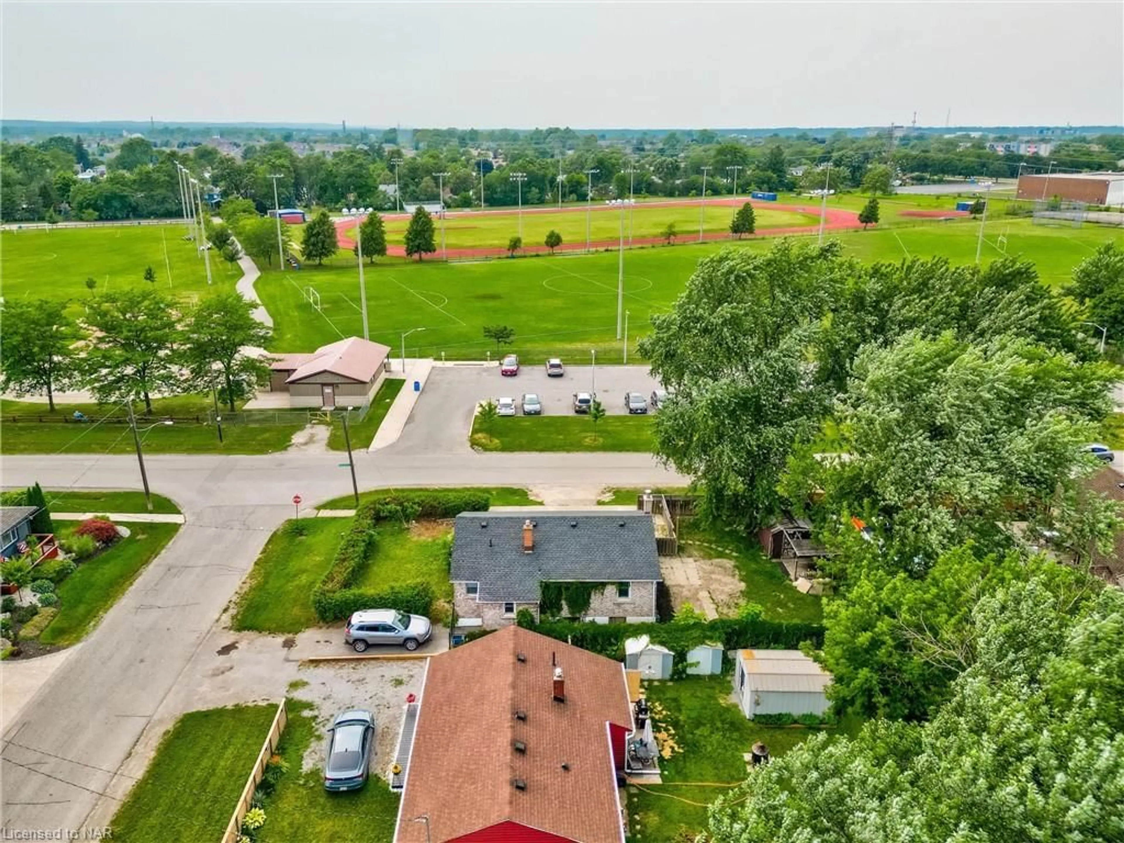 Frontside or backside of a home, the street view for 79 Powerview Ave, St. Catharines Ontario L2S 1W5