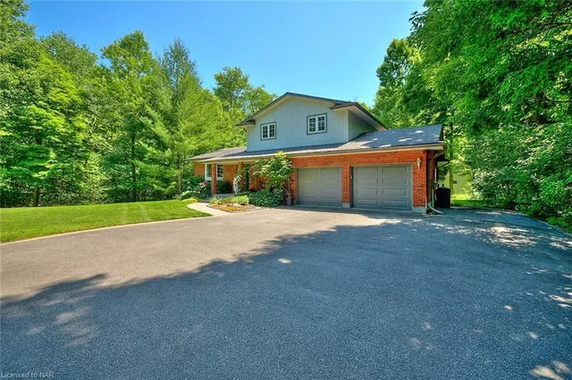 152 Merritt Rd, Fonthill 5