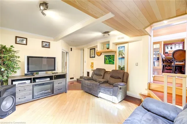 Additional property image - 93 Stirling Ave