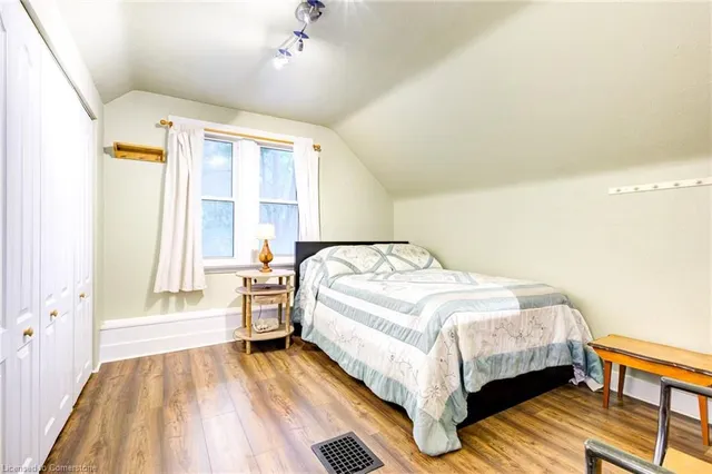 Additional property image - 93 Stirling Ave