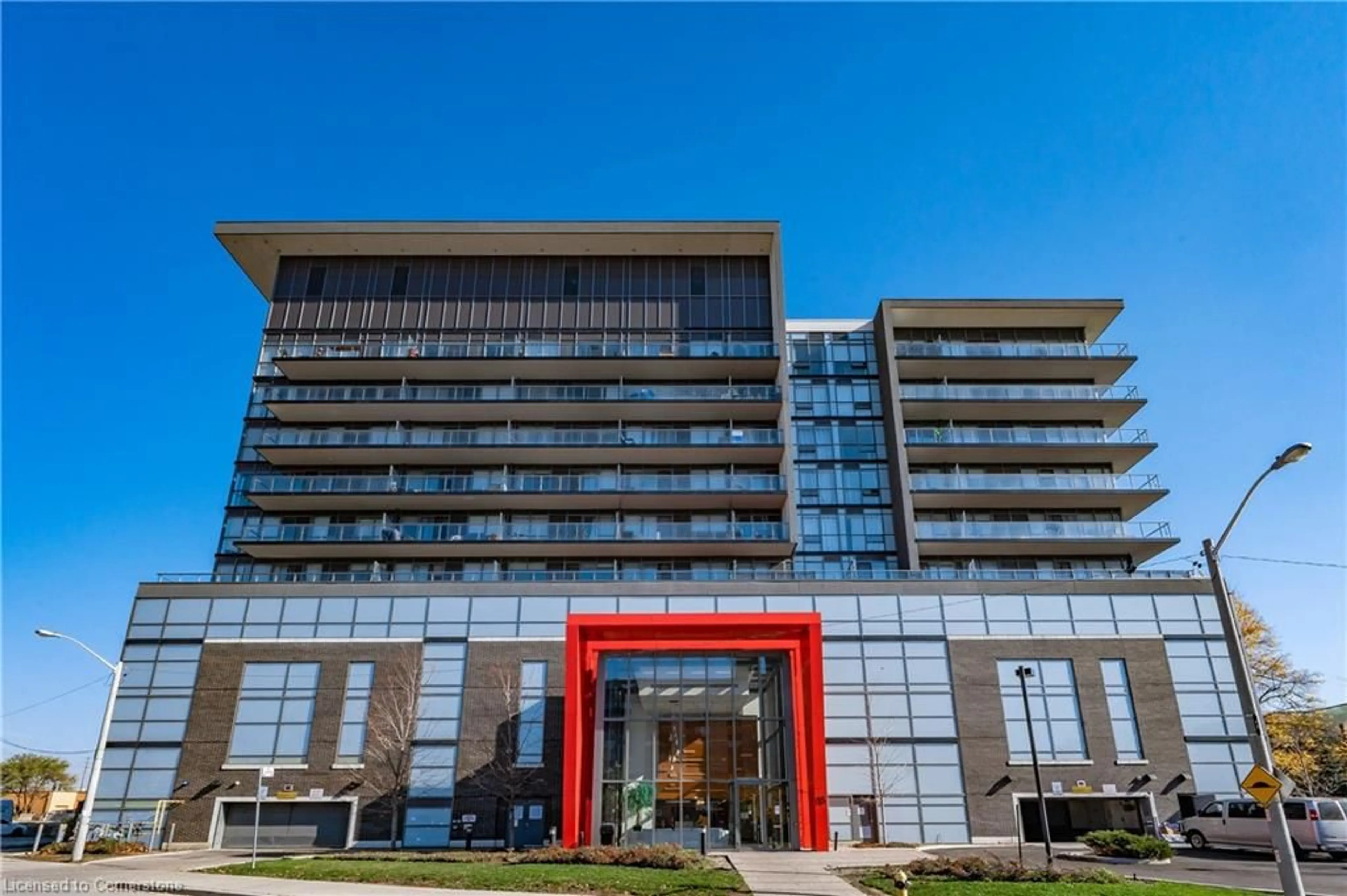 A pic from exterior of the house or condo for 15 James Finlay Way #917, Toronto Ontario M3M 0B3