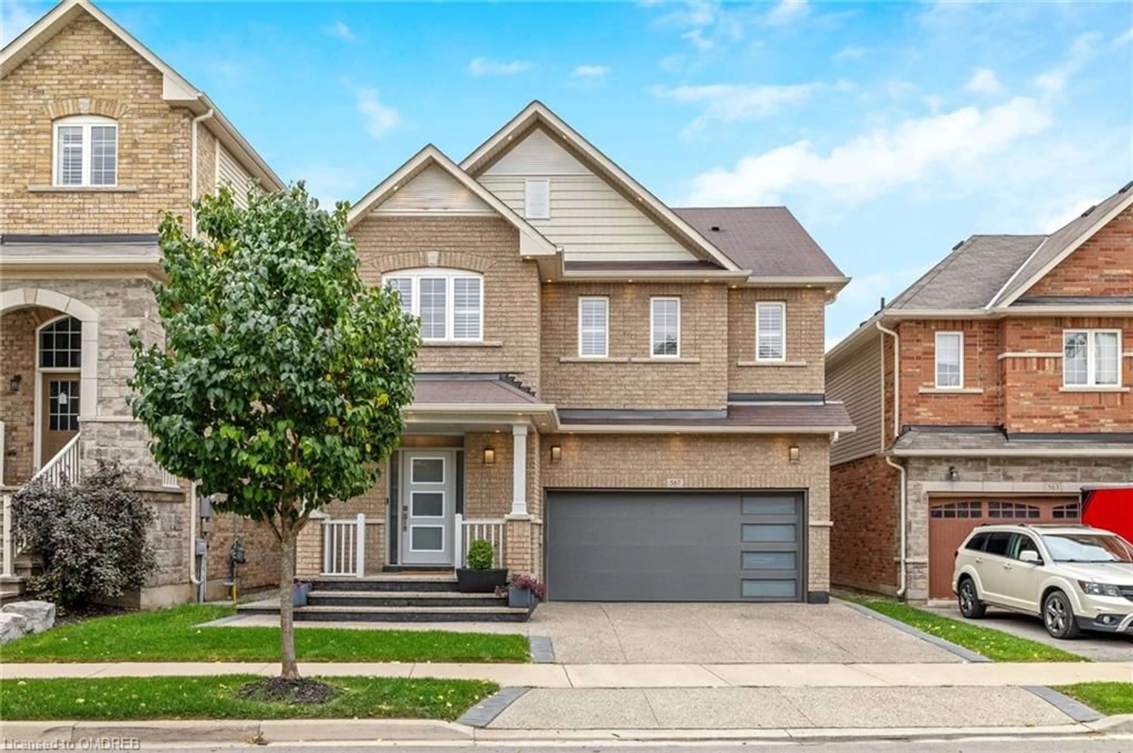 Home with brick exterior material for 567 Sanderson Cres, Milton Ontario L9T 8L9