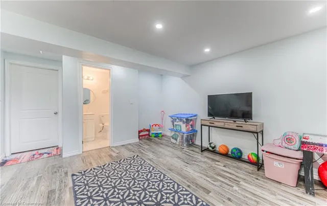 Additional property image - 42 Green Valley Dr Unit 28