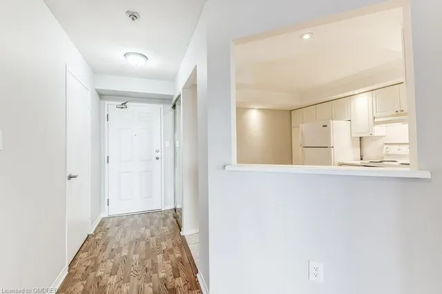 Additional property image - 5070 Pinedale Ave Unit 402