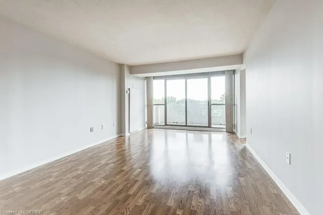 Additional property image - 5070 Pinedale Ave Unit 402