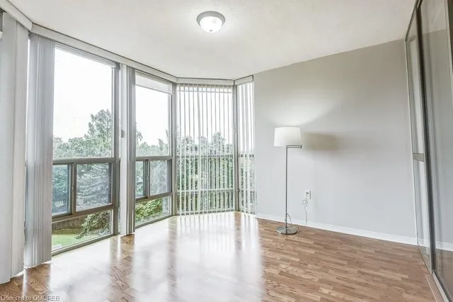 Additional property image - 5070 Pinedale Ave Unit 402