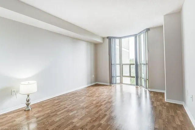 Additional property image - 5070 Pinedale Ave Unit 402