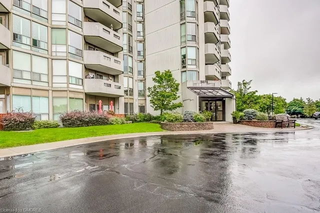 Additional property image - 5070 Pinedale Ave Unit 402