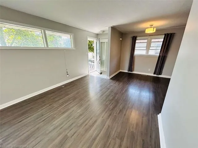 344 Victoria Ave, Belleville 4
