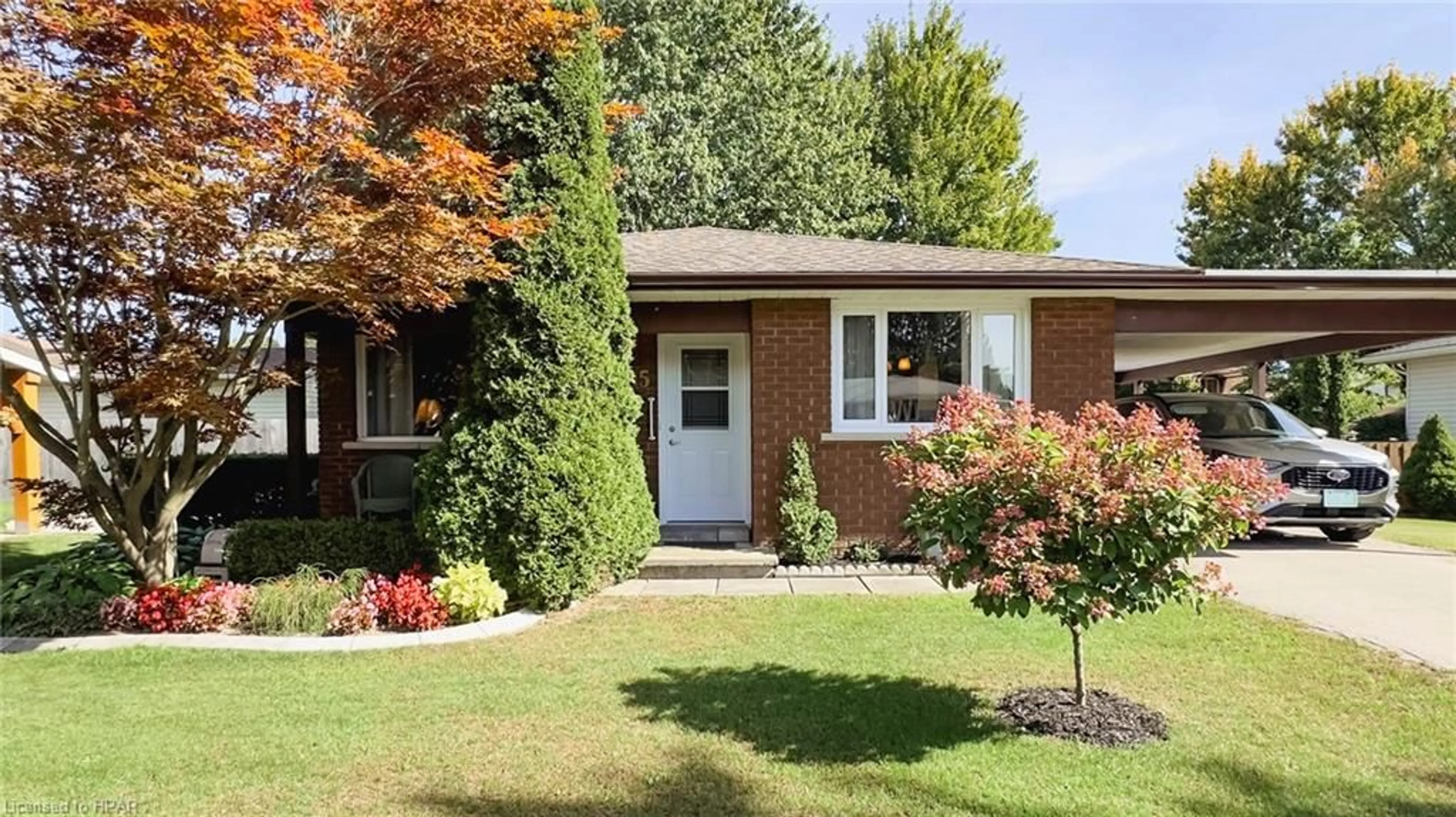 Frontside or backside of a home, cottage for 205 Spence Cr Cres, Mitchell Ontario N0K 1N0