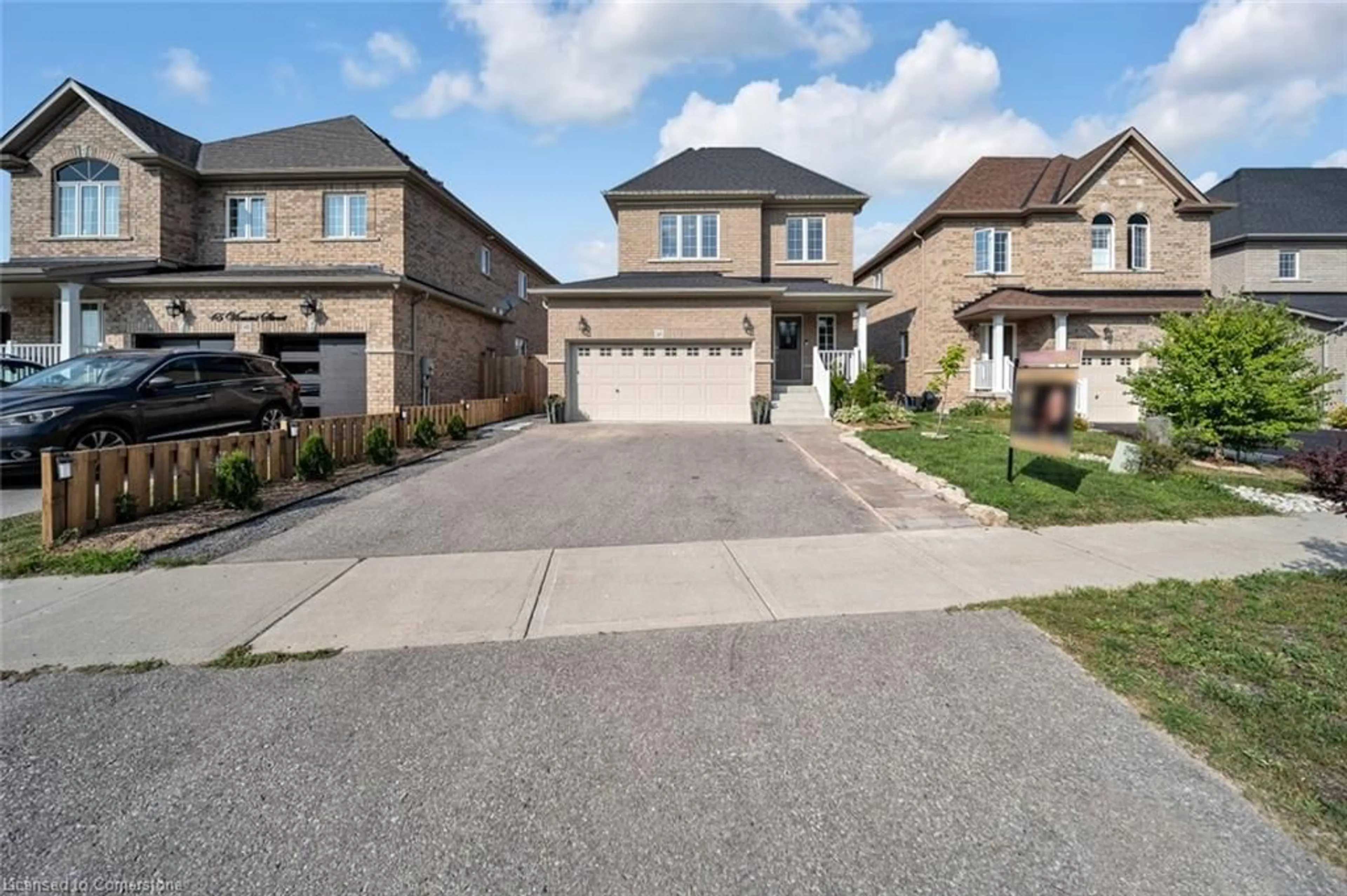 Frontside or backside of a home, the street view for 41 Vincent Street St, Fergus Ontario N13 0E4