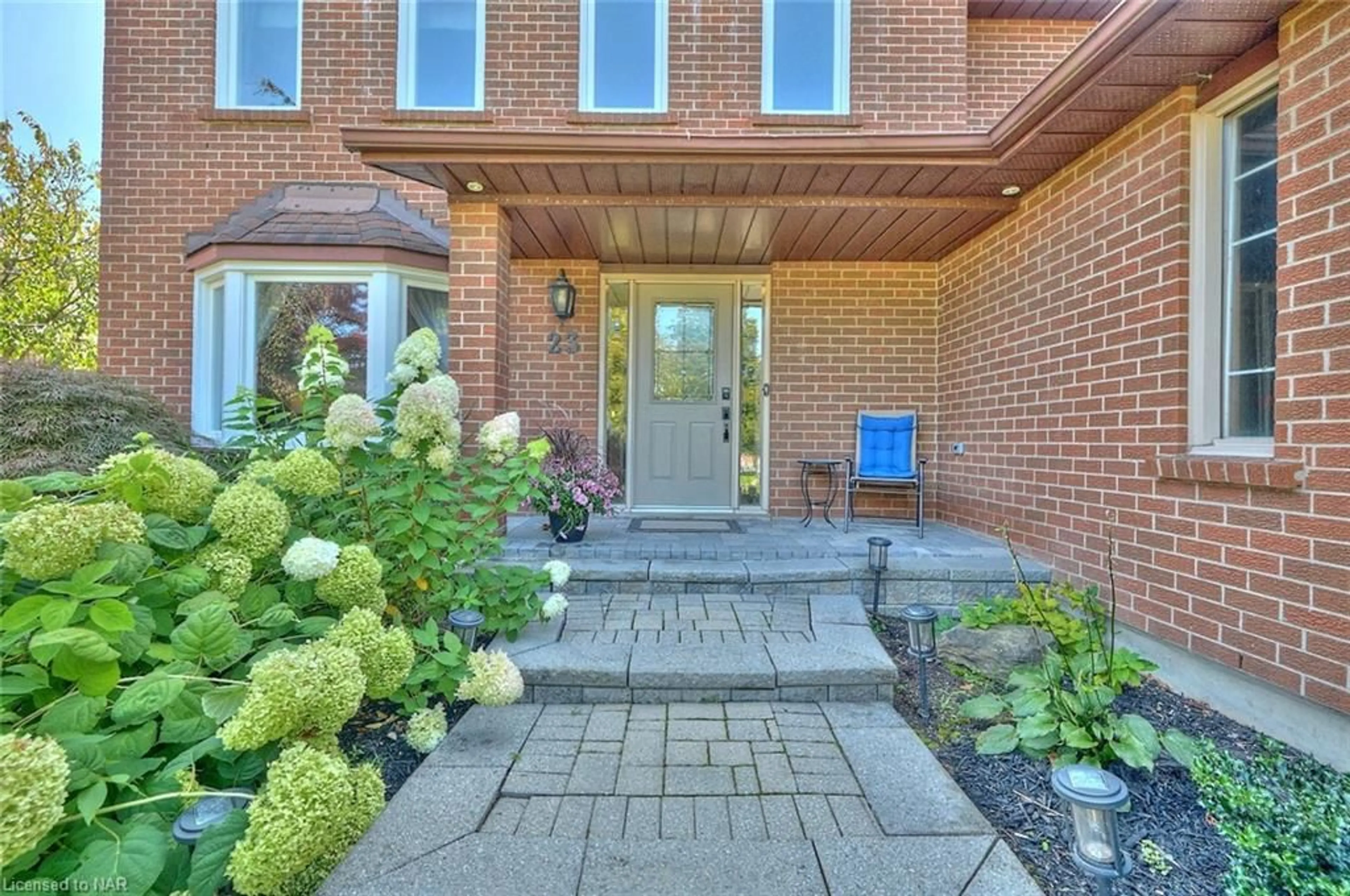 Home with brick exterior material for 23 Barbican Trail, St. Catharines Ontario L2T 4A2