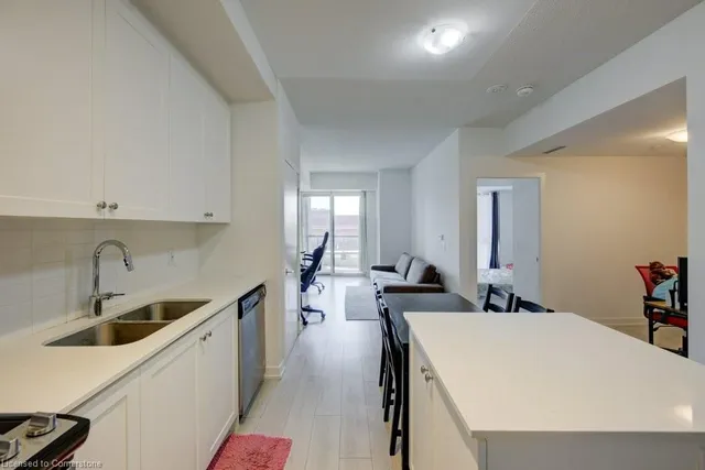 Additional property image - 55 Duke St Unit 322