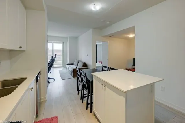 Additional property image - 55 Duke St Unit 322