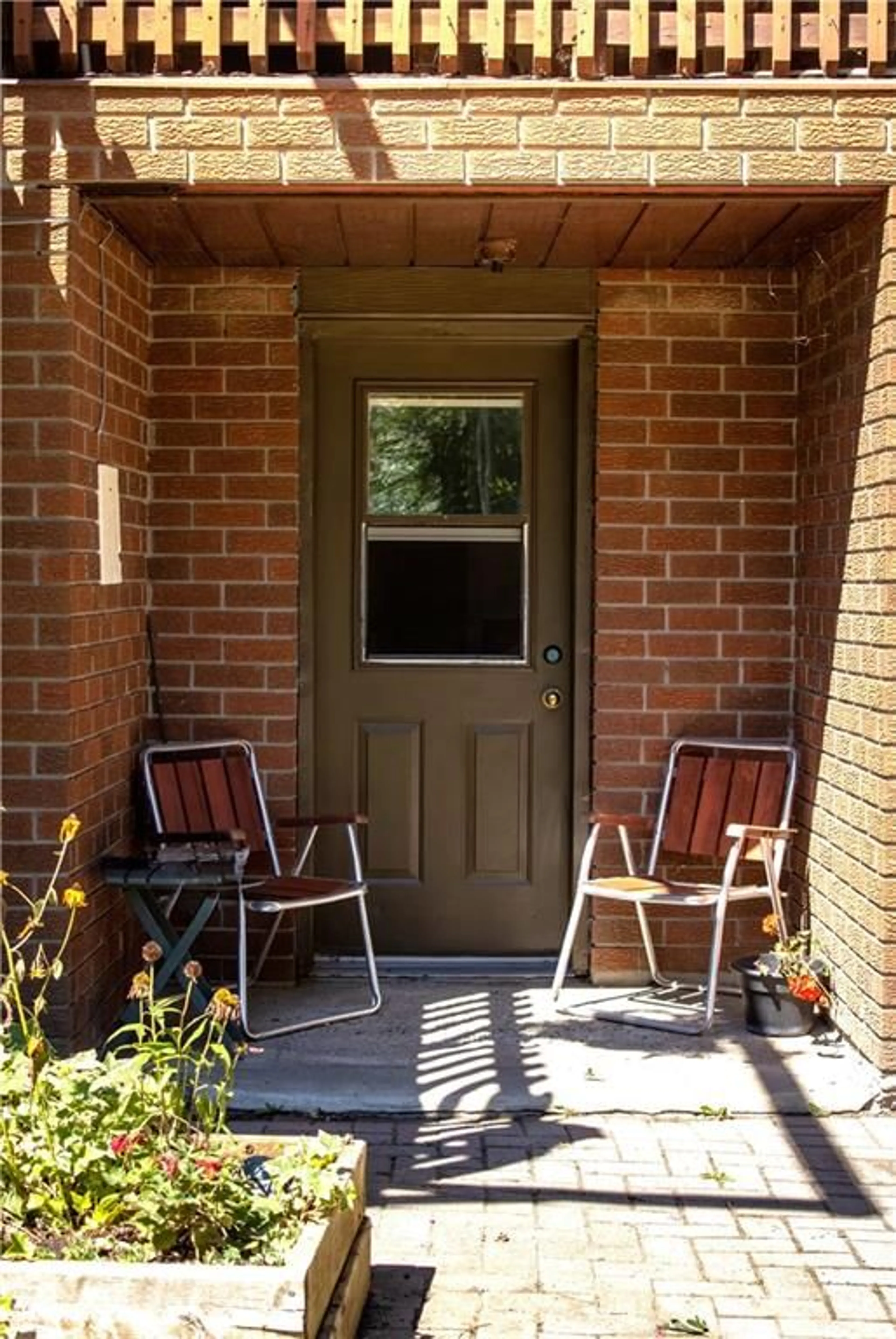 Indoor entryway for 3410 Reservoir Rd, Coldwater Ontario L0K 1E0