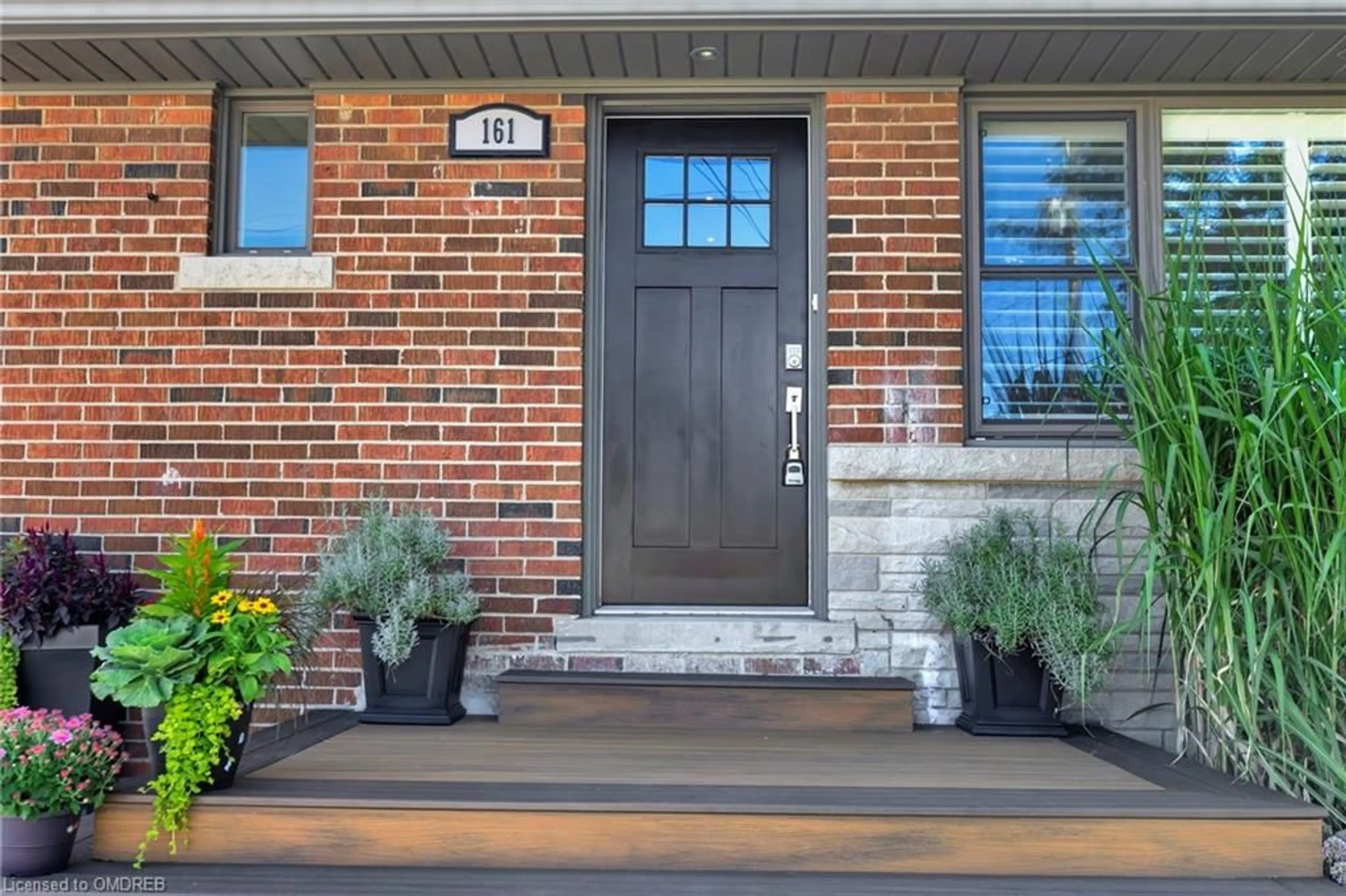 Home with brick exterior material for 161 Allenby Ave, Hamilton Ontario L9A 2T8