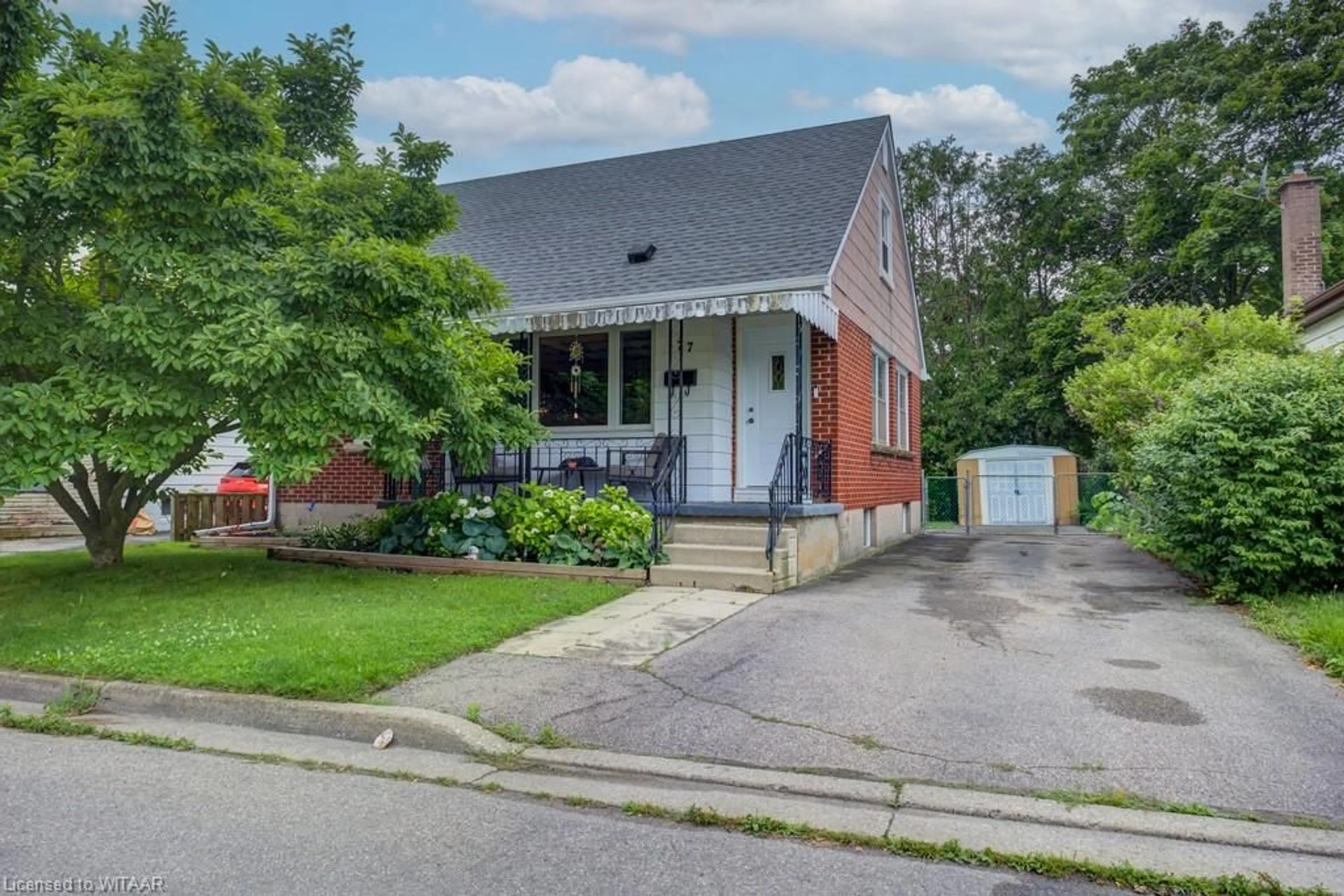 Frontside or backside of a home, the street view for 177 Ontario St, Brantford Ontario N3S 2C7