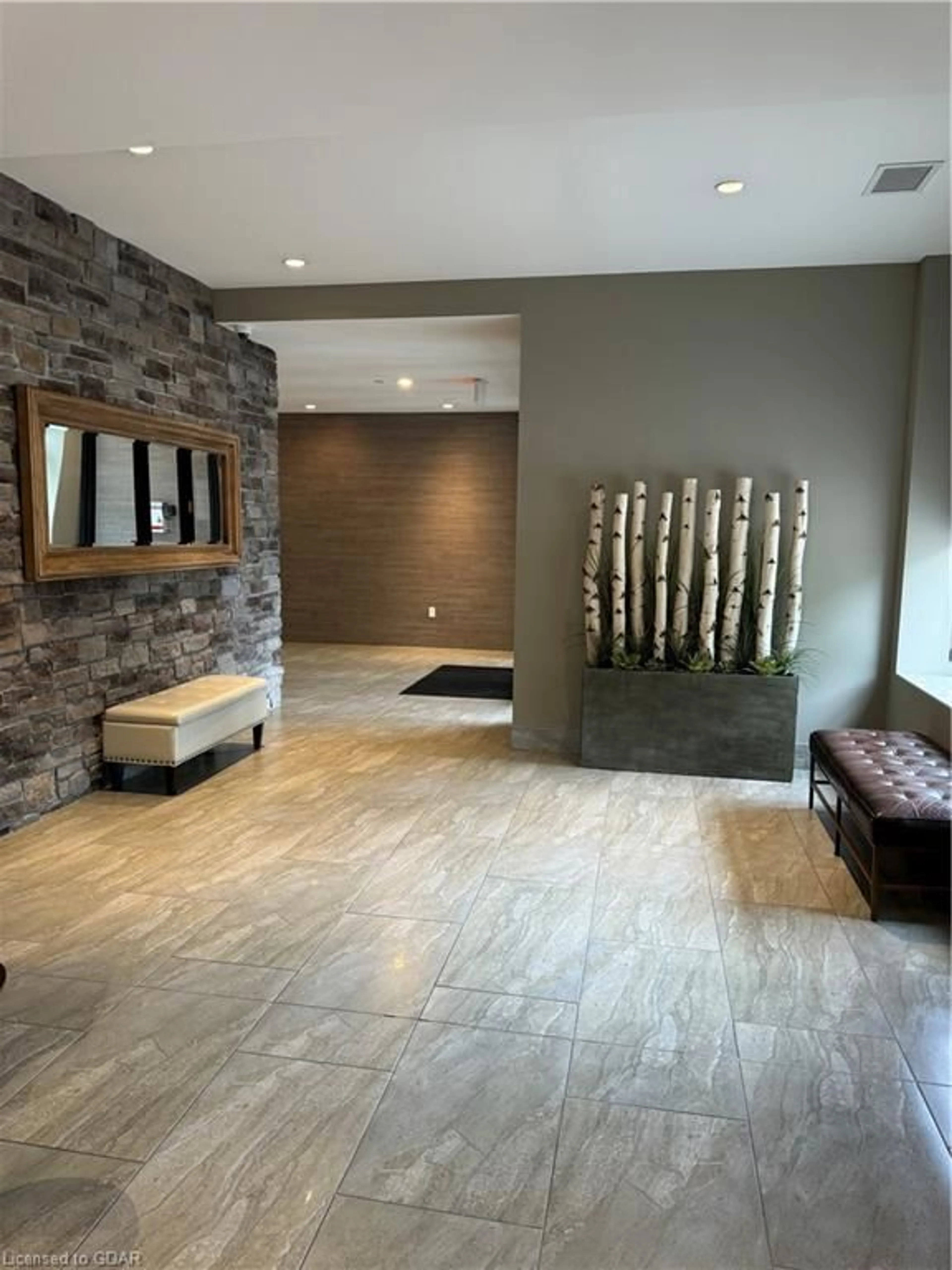 Indoor lobby for 160 Macdonell St #1508, Guelph Ontario N1H 0A9