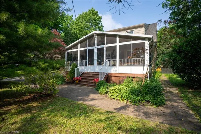 768 Bernard Ave, Ridgeway 3